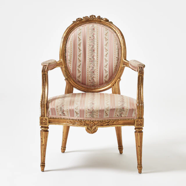 FÅTÖLJ, gustavianskt Stockholmsarbete, 1700-tal. Med Stolmakarämbetets sigill.