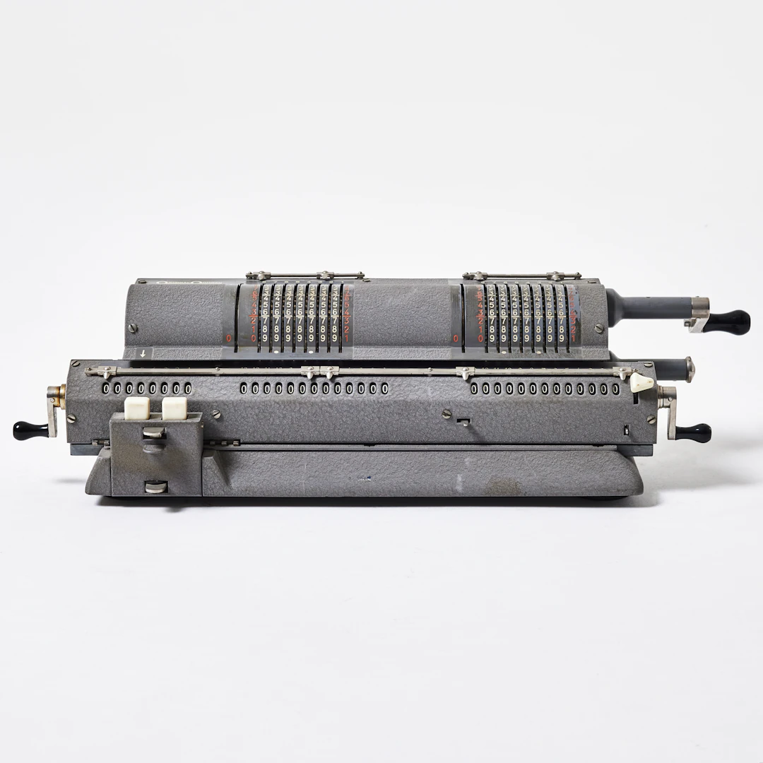 ODHNER, räknesnurra, modell 153, formgiven 1953, numrerad 135-400289