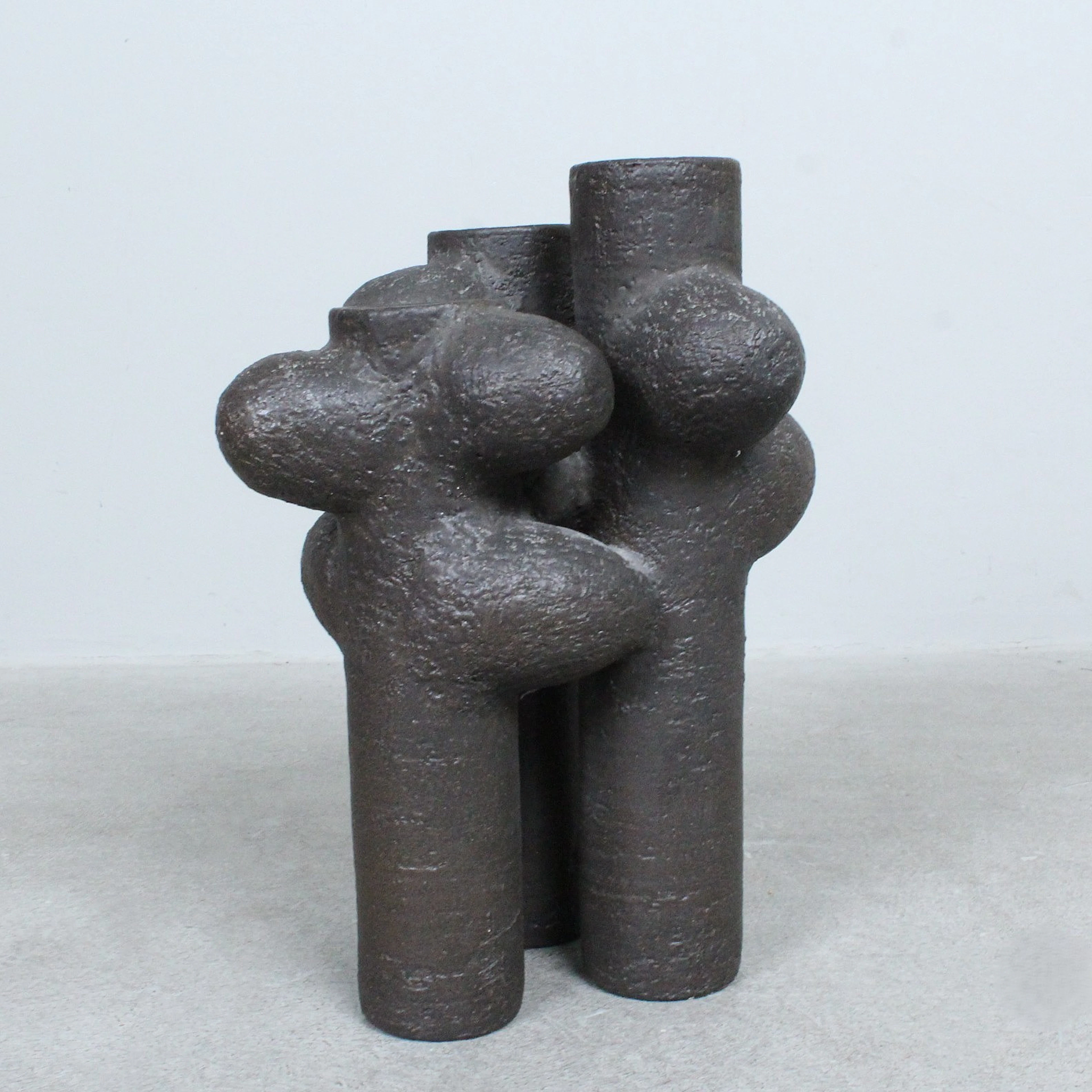 Unbekannter Künstler. Abstrakte Keramikskulptur / Studiokeramik / Vase.