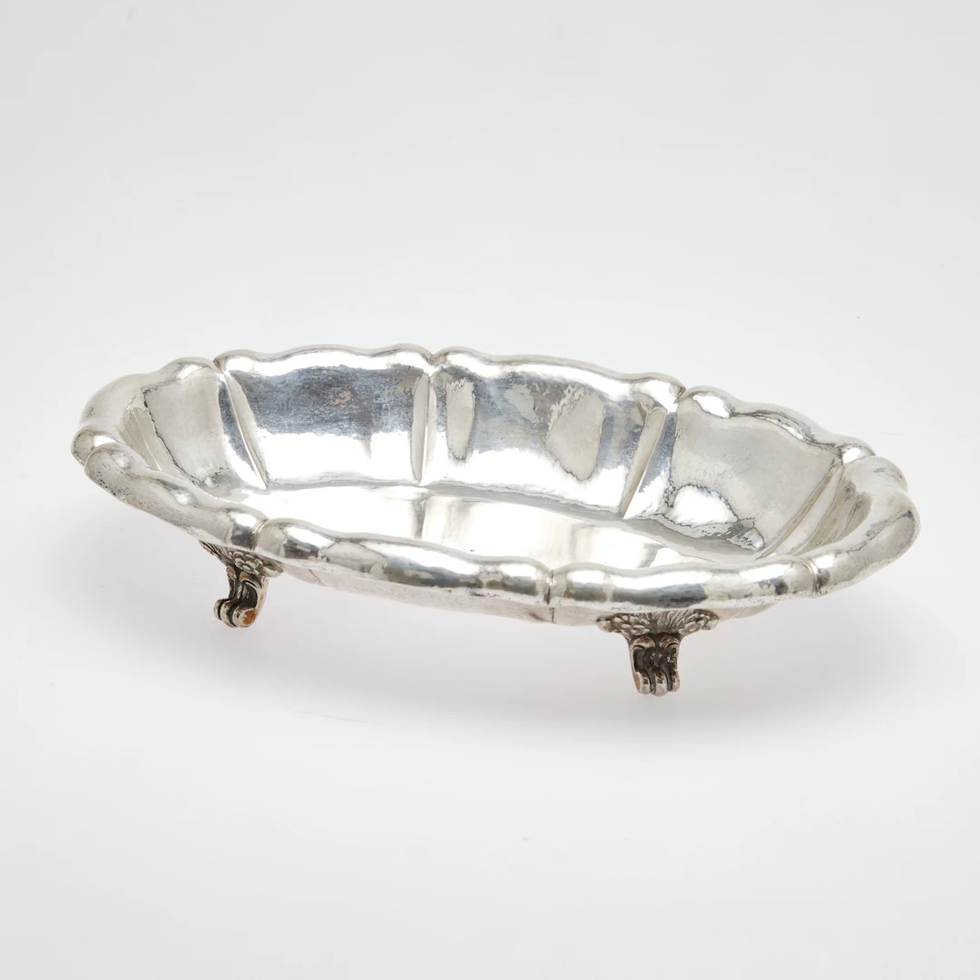 SCHLEISSNER & SÖHNE. Chippendale Fußschale, 800er Silber, um 1900