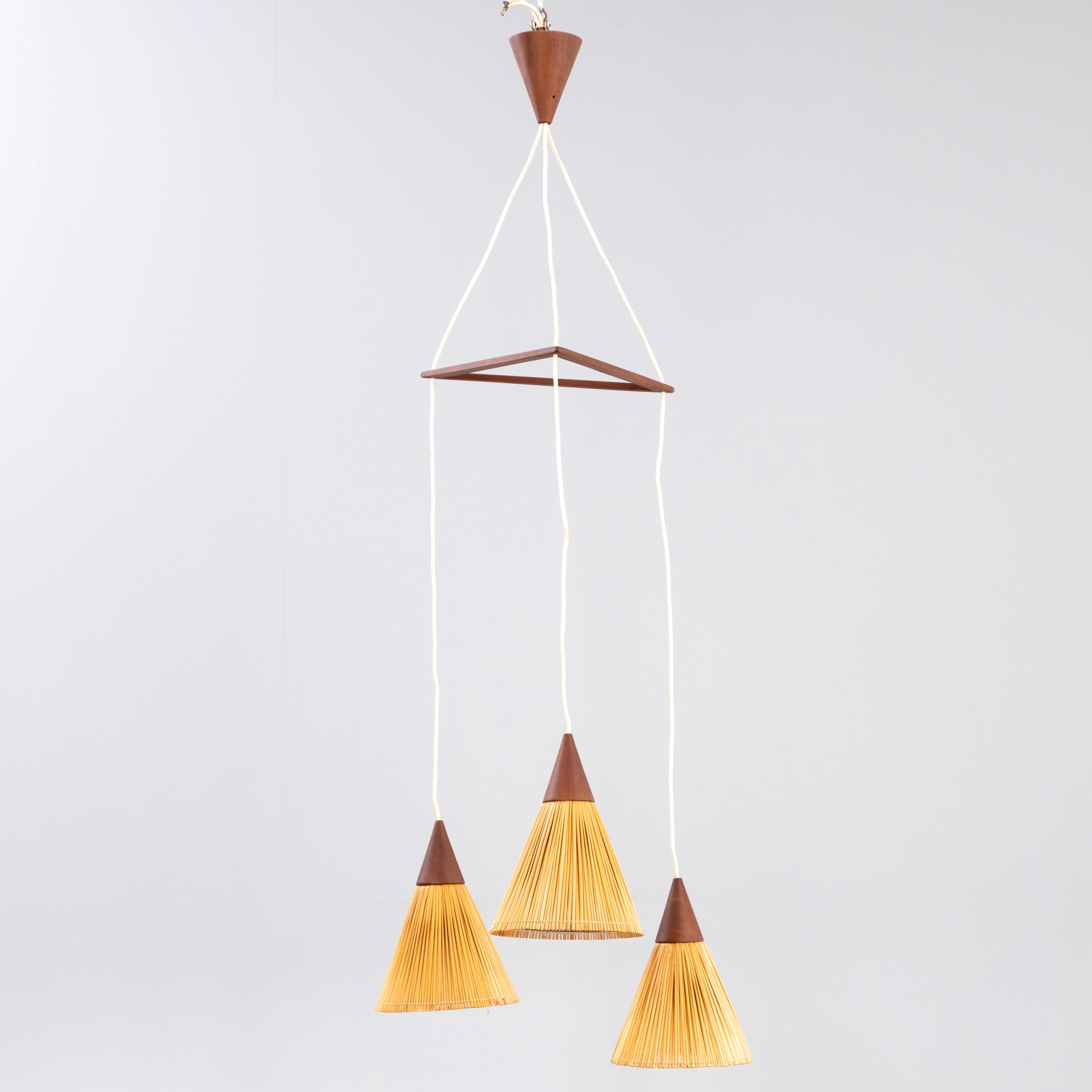 Teak Pendelleuchte, wohl Dänemark, 1960er Jahre.