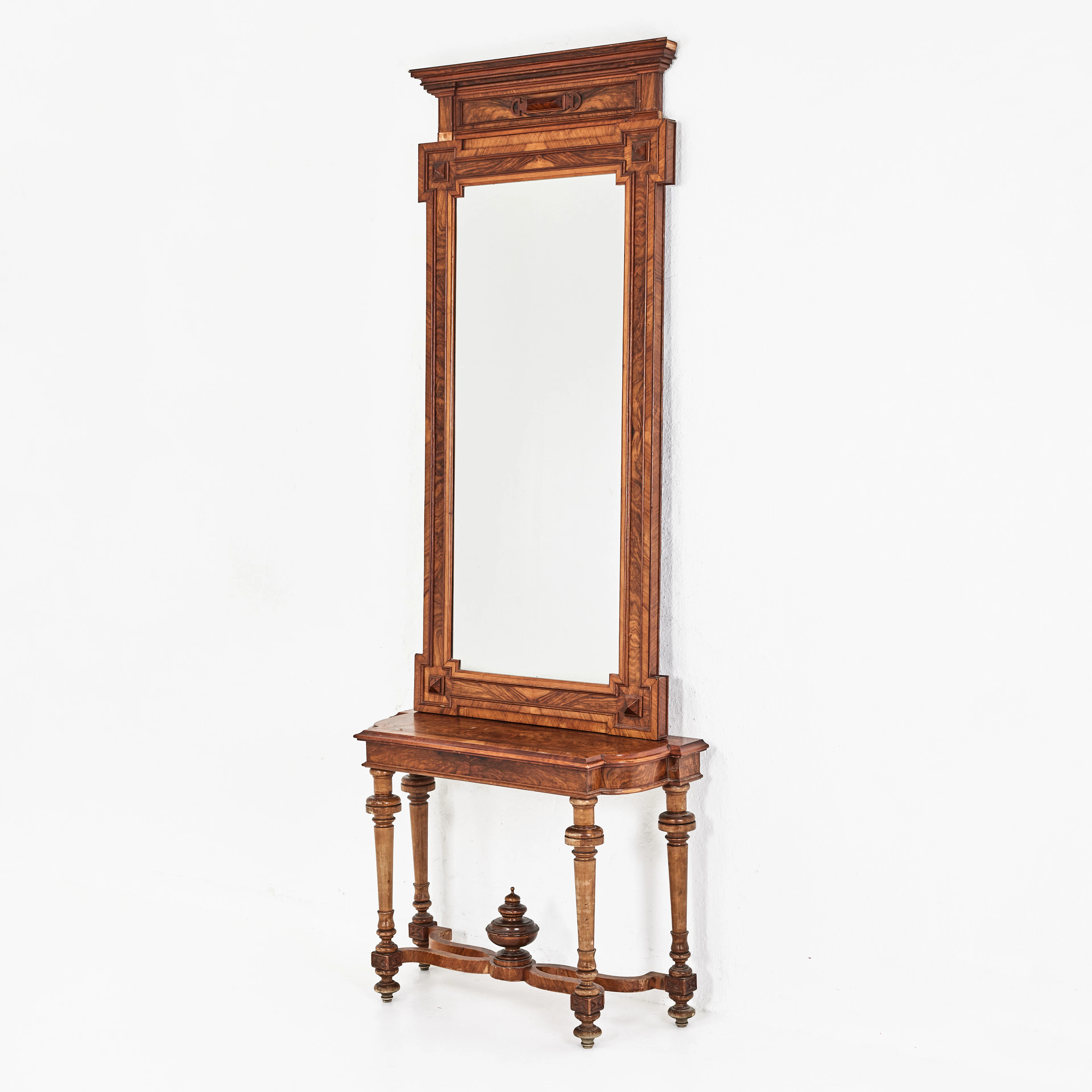 SPEGEL med konsolbord, 1800-talets slut, nyrenässans, delvis fanerat