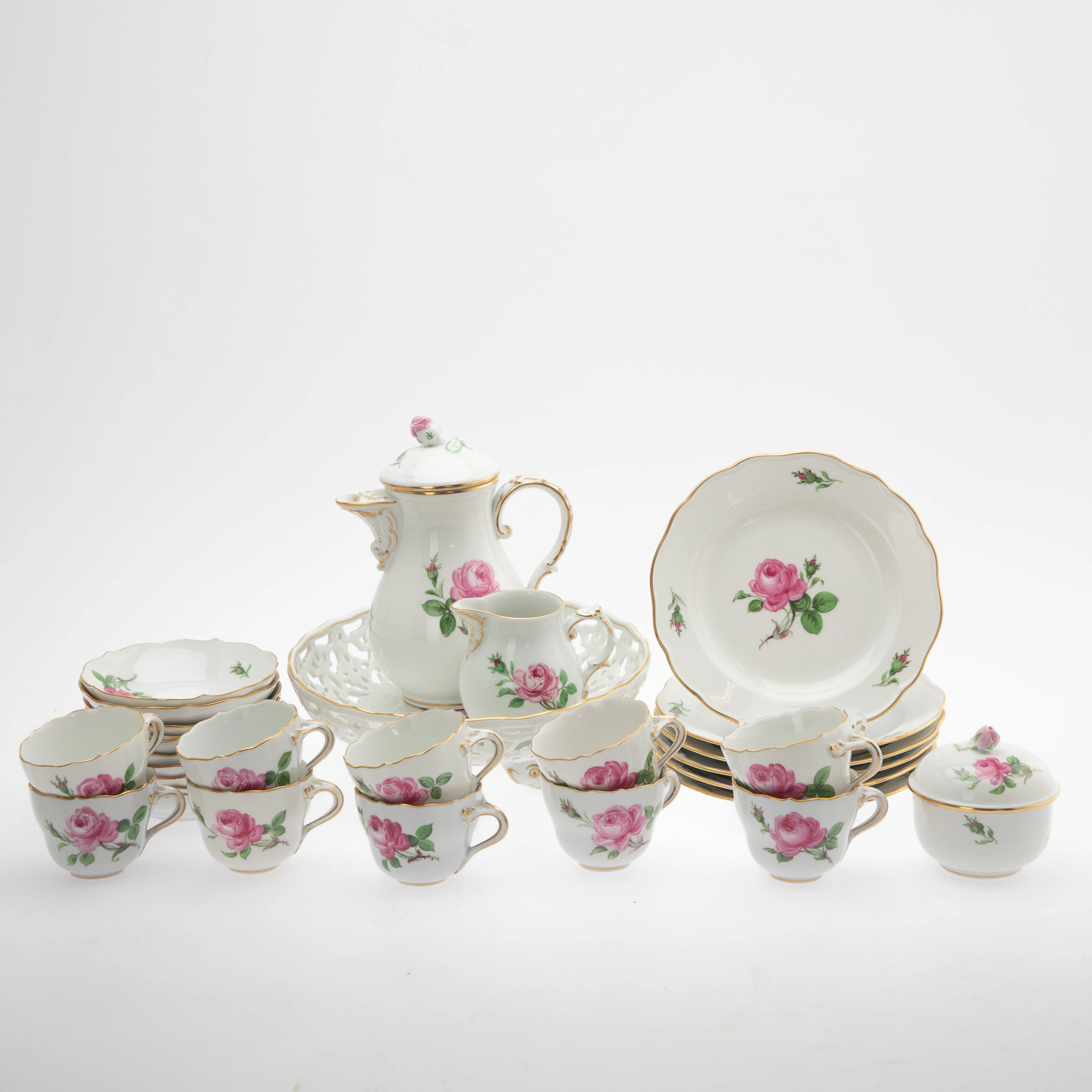 MEISSEN. Mokkaservice ´Rote Rose`, 2. Hälfte 20. Jh. (30).