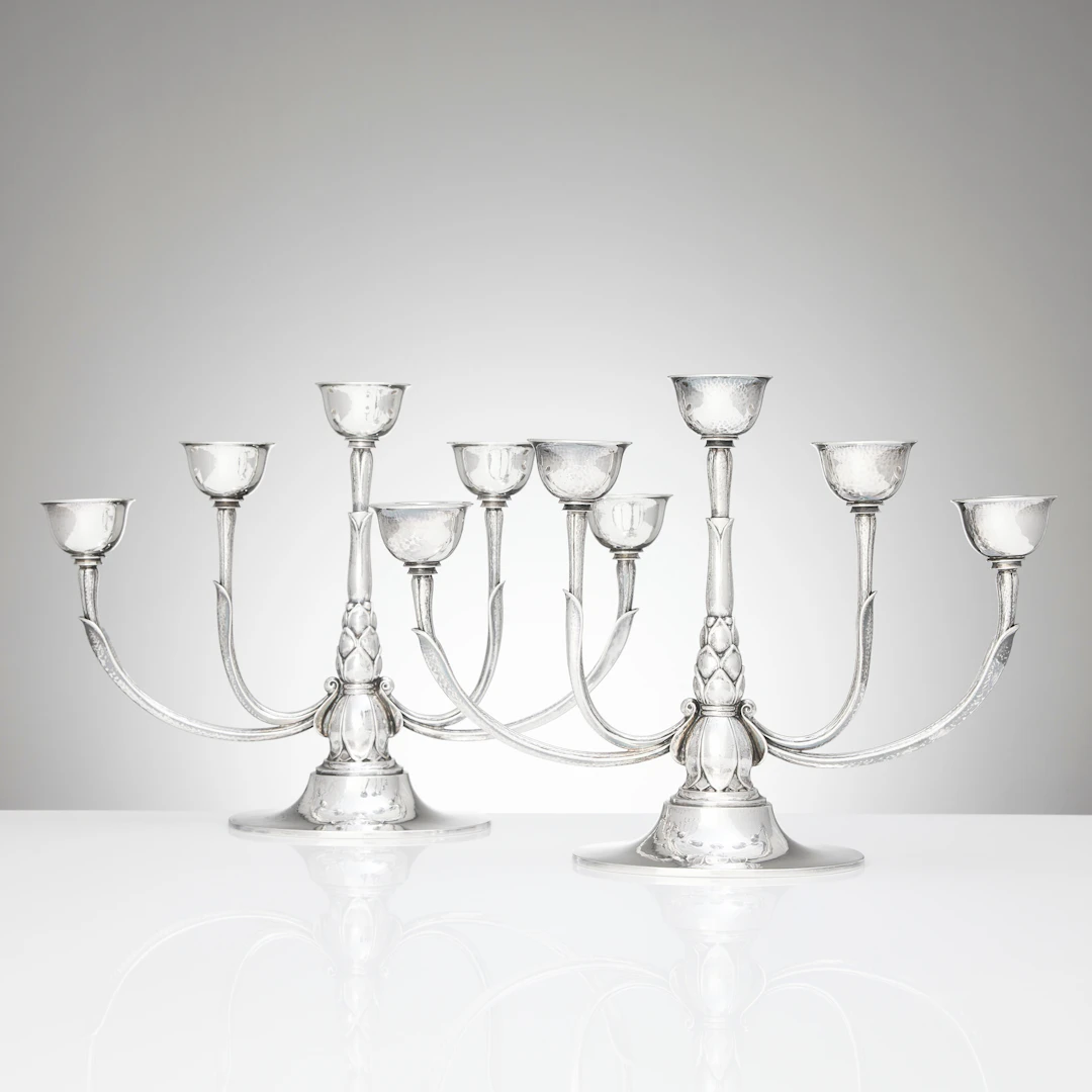HARALD NIELSEN. Kandelabrar för fem ljus, ett par, sterlingsilver