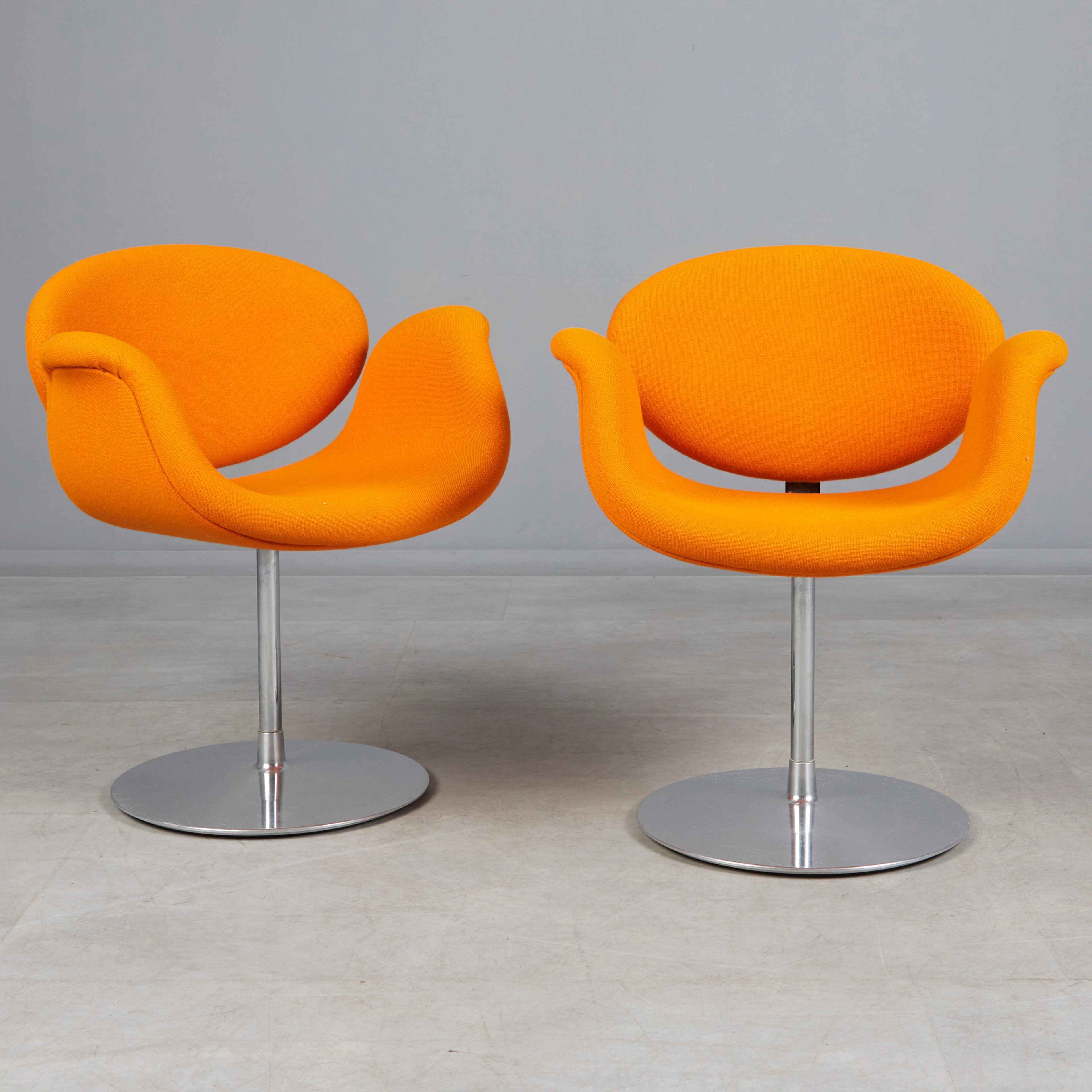 PIERRE PAULIN. für Artifort, zwei Drehstühle / Sessel, Modell 'F 163