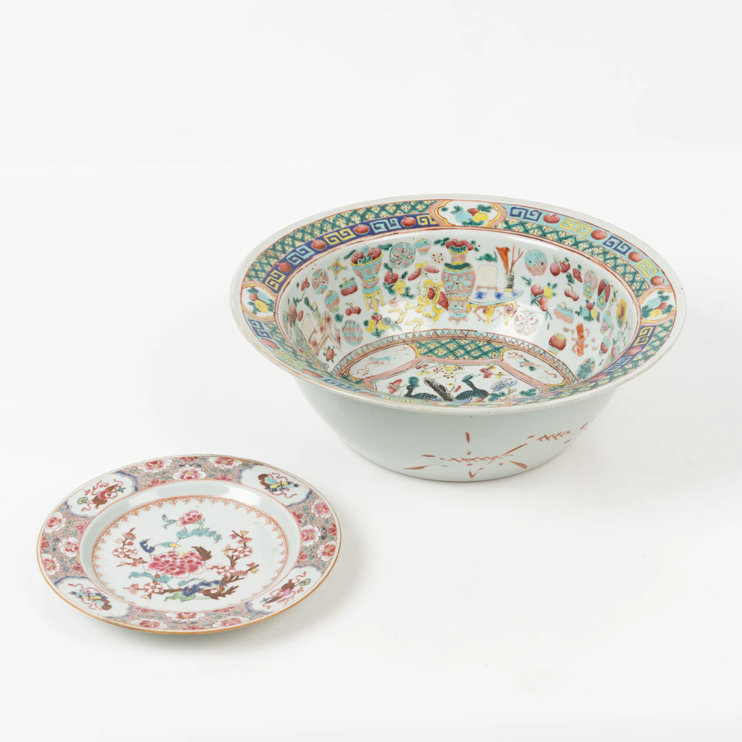 SKÅL & TALLRIK, Qingdynastin, Kina, 1700- och 1800-tal, porslin med