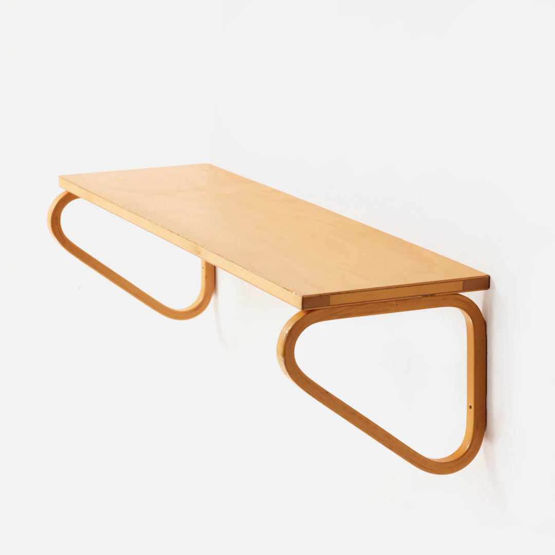ALVAR AALTO. Vägghylla, modell "112B", Artek.