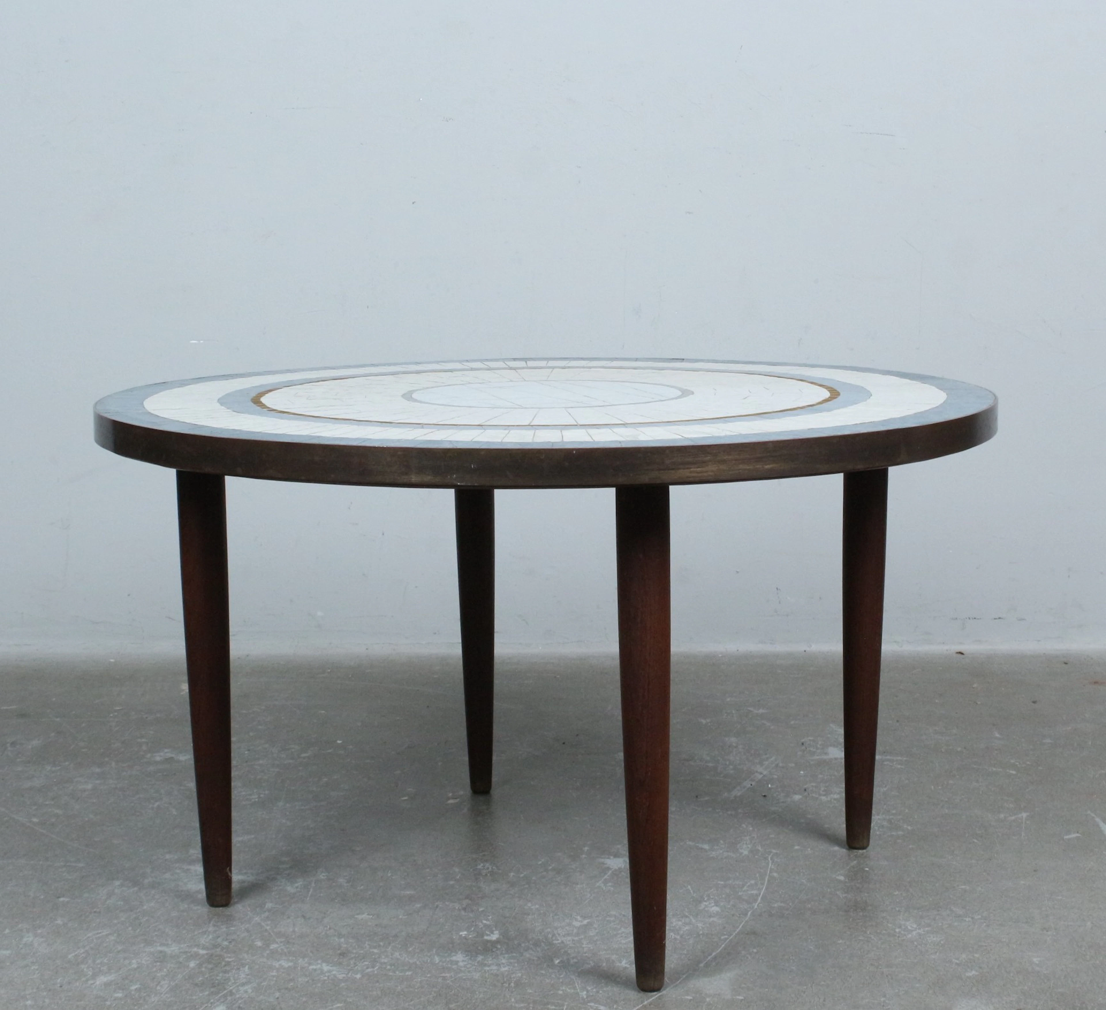 BERTHOLD MÜLLER-OERLINGHAUSEN. Runder Mosaik Coffee Table / Couchtisch