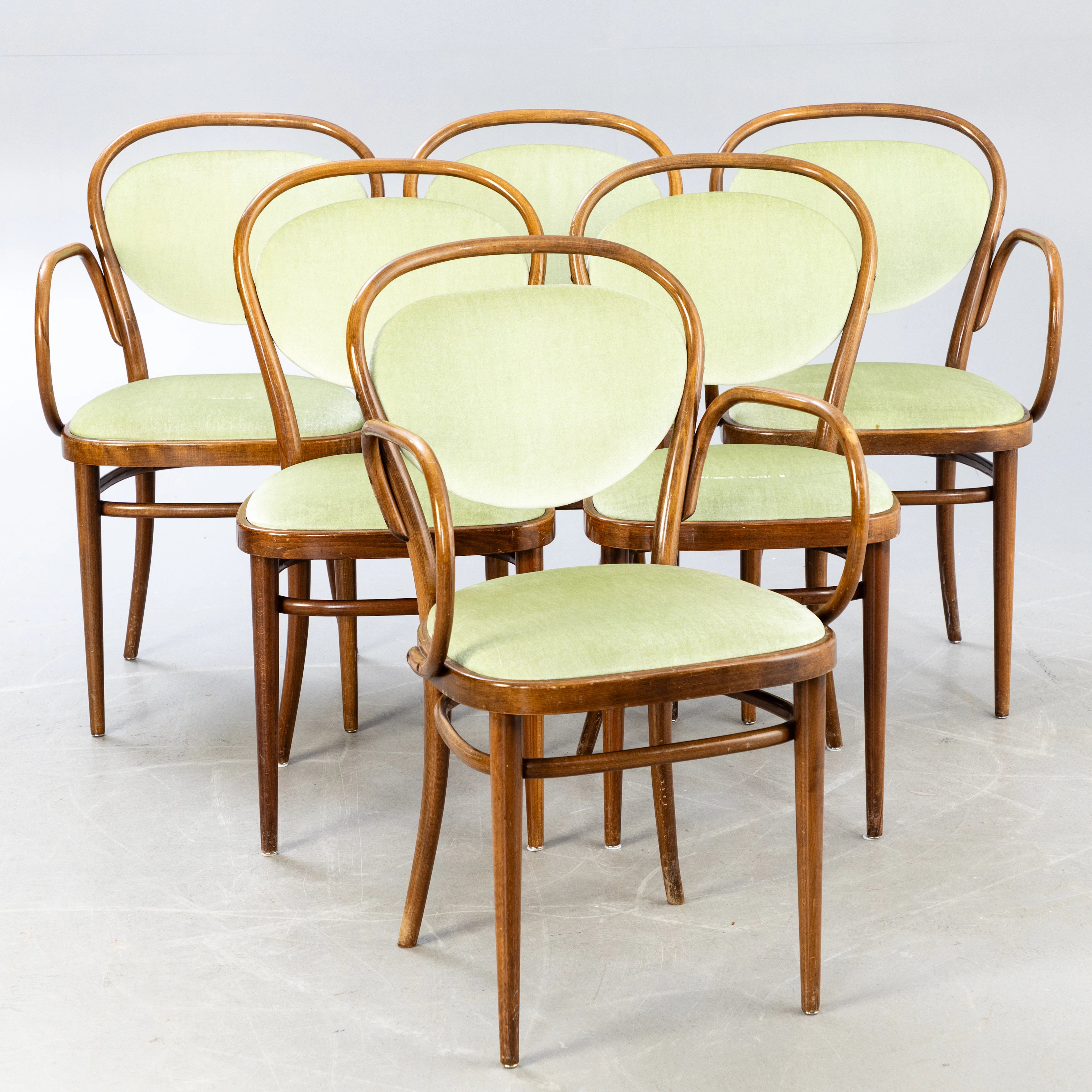 Thonet, sechs Esszimmerstühle, Modell "215P", 20. Jh. (6).