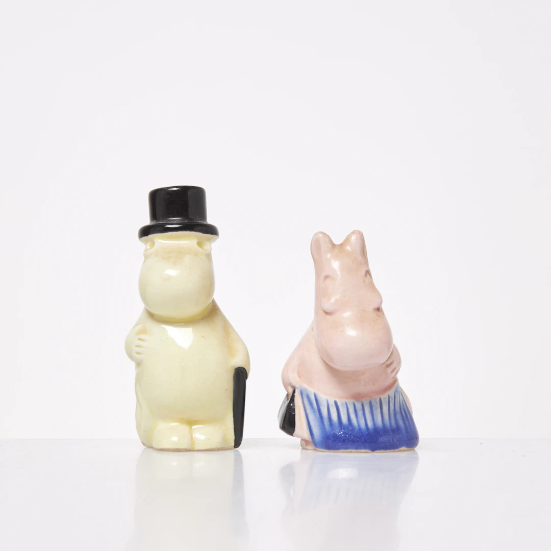 SIGNE HAMMARSTEN-JANSSON. Figuriner, 2 st, "Muminpappan" samt "Muminmamman"