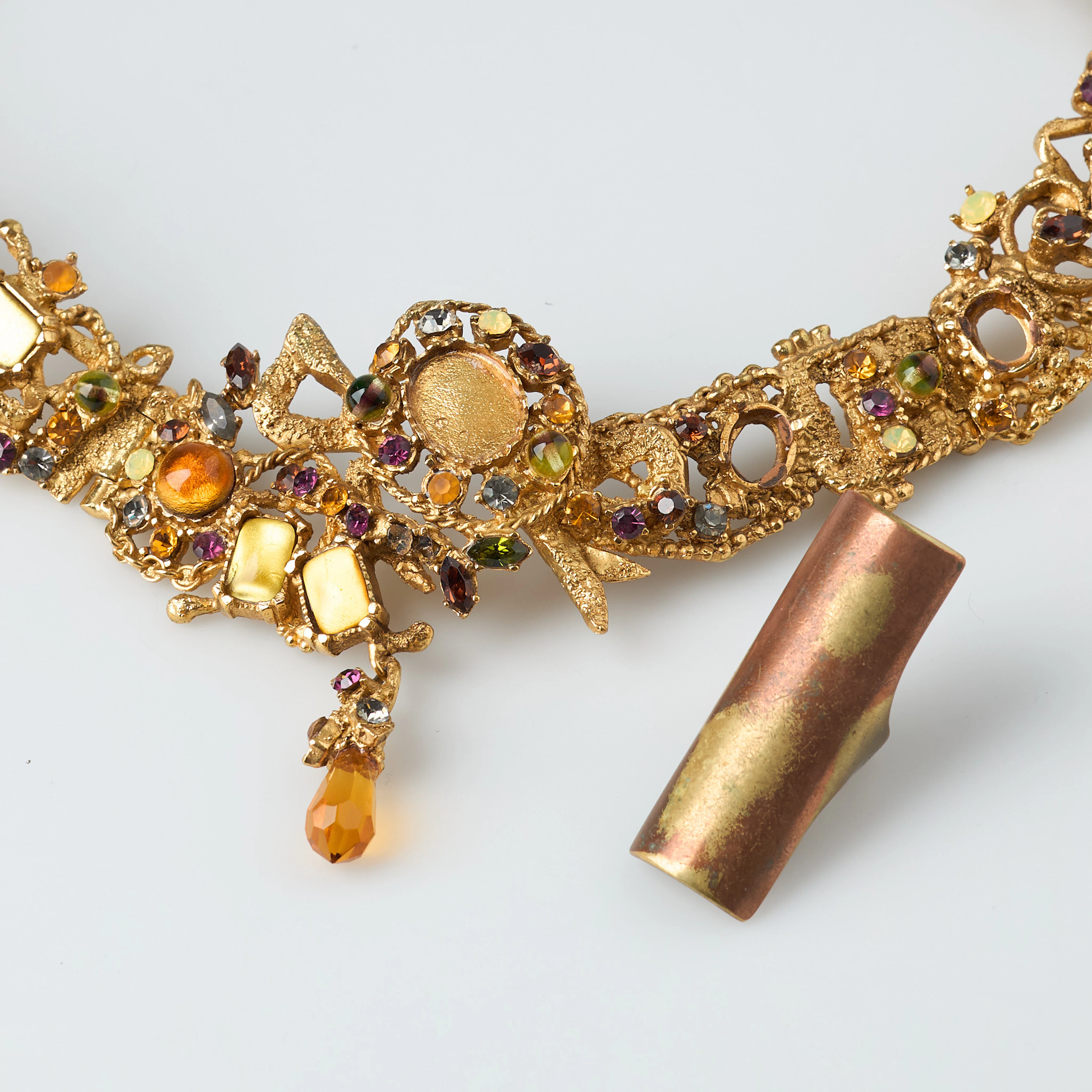 CHRISTIAN LACROIX, halsband och ring.