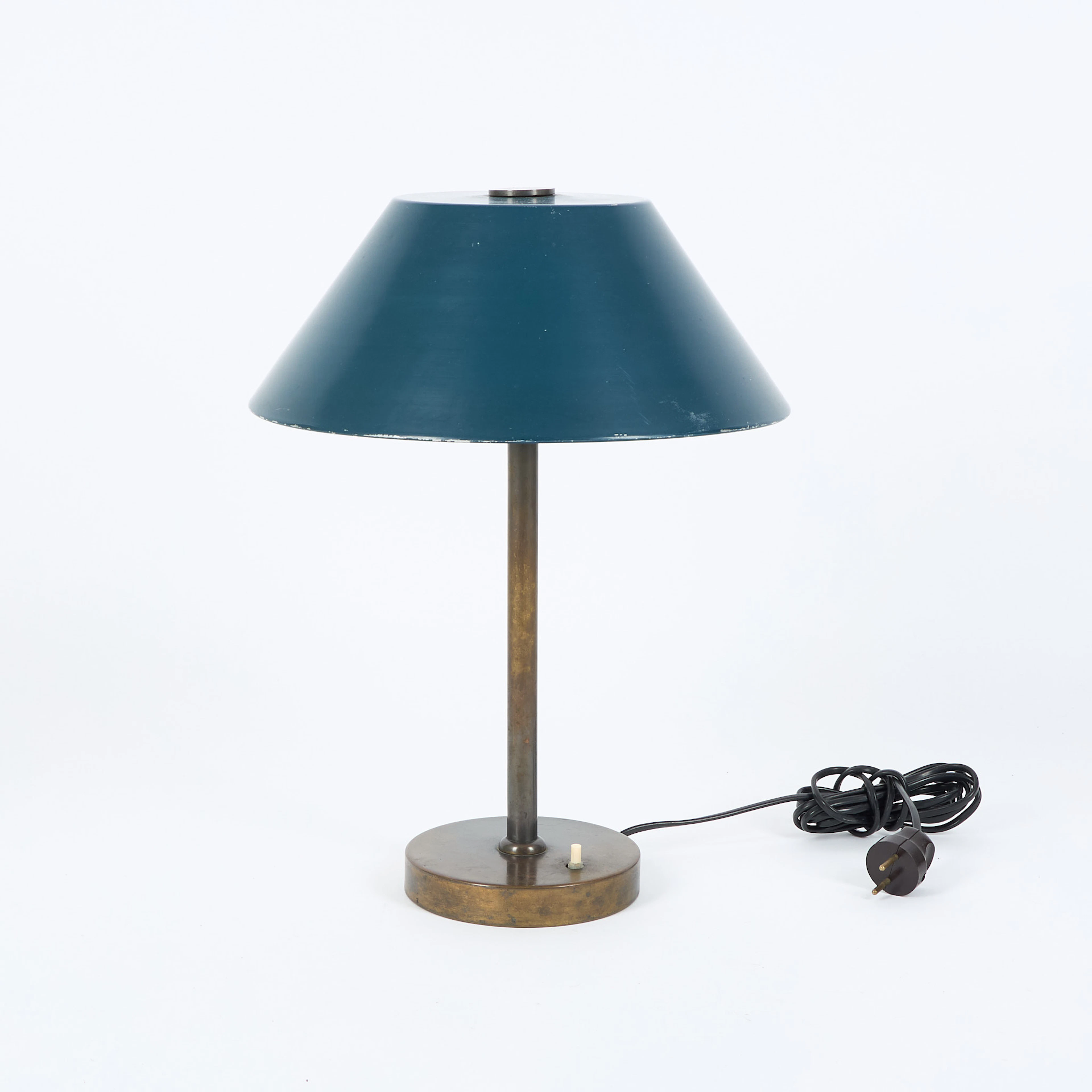 PAAVO TYNELL. BORDSLAMPA. Taito Oy, 1930-tal.