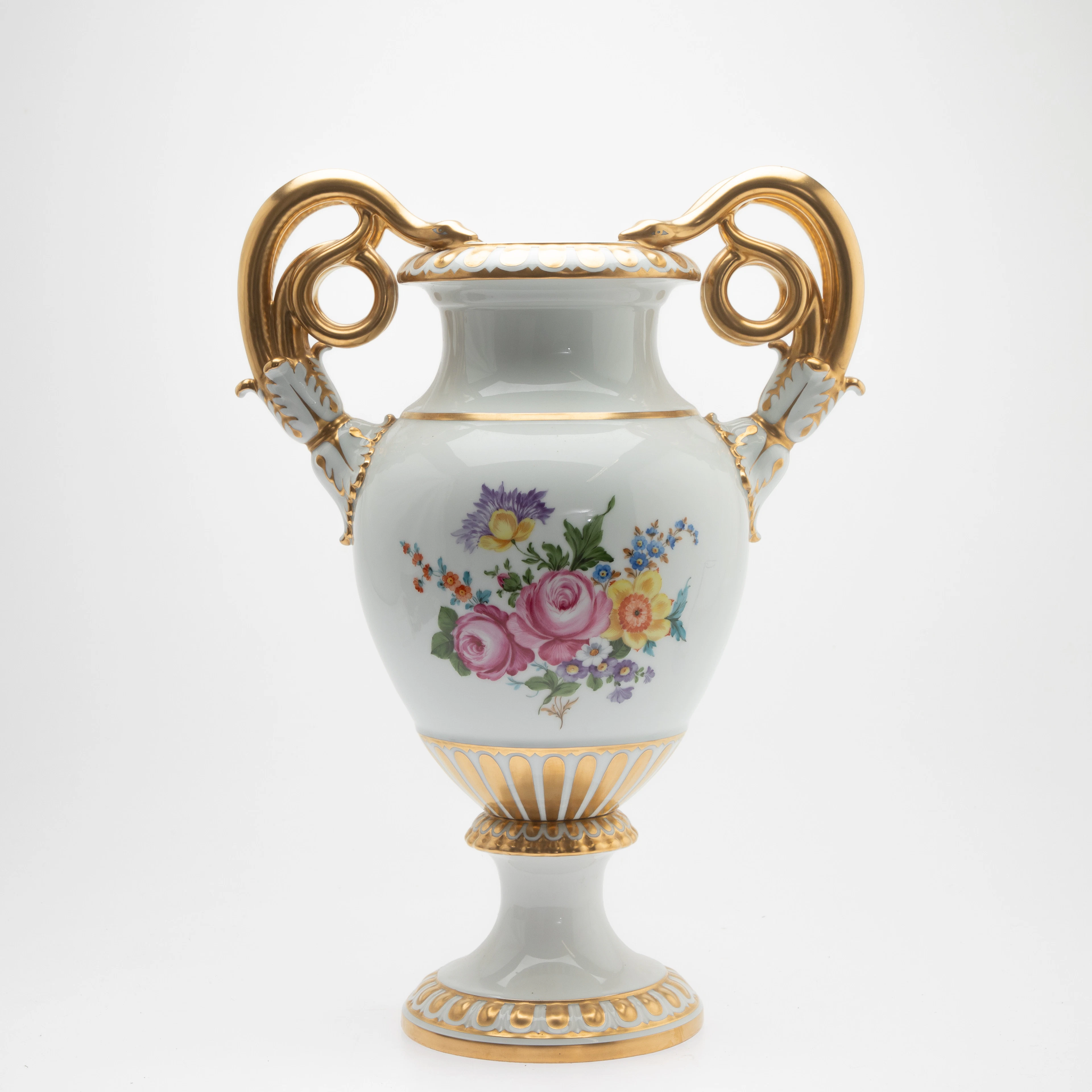 Große Schlangenhenlkelvase mit Blumenbouquet, Hutschenreuther, Kunstabteilung