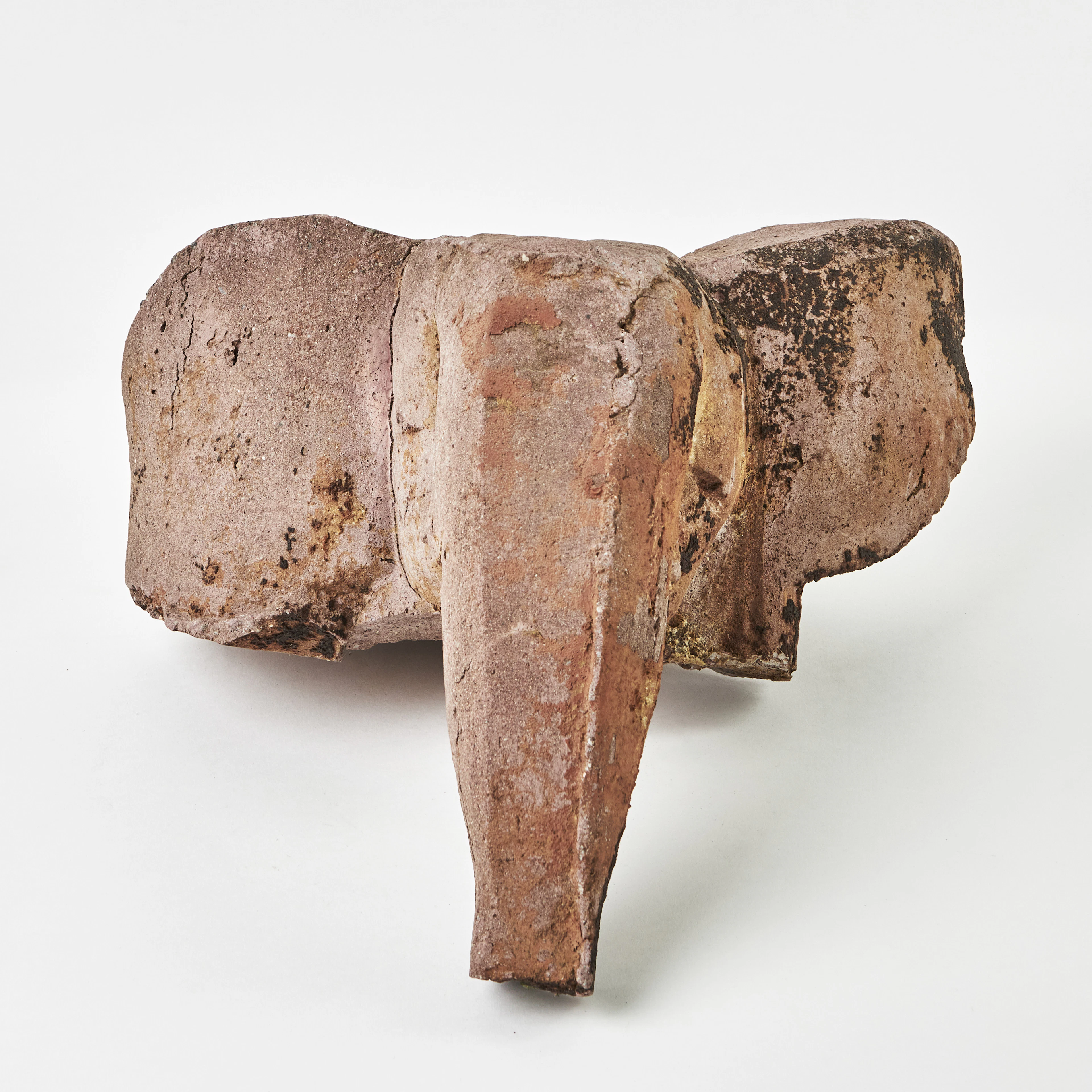 TORSTEN RENQVIST (1924-2007). "Lilla elefanten drömmer", infärgad betong.