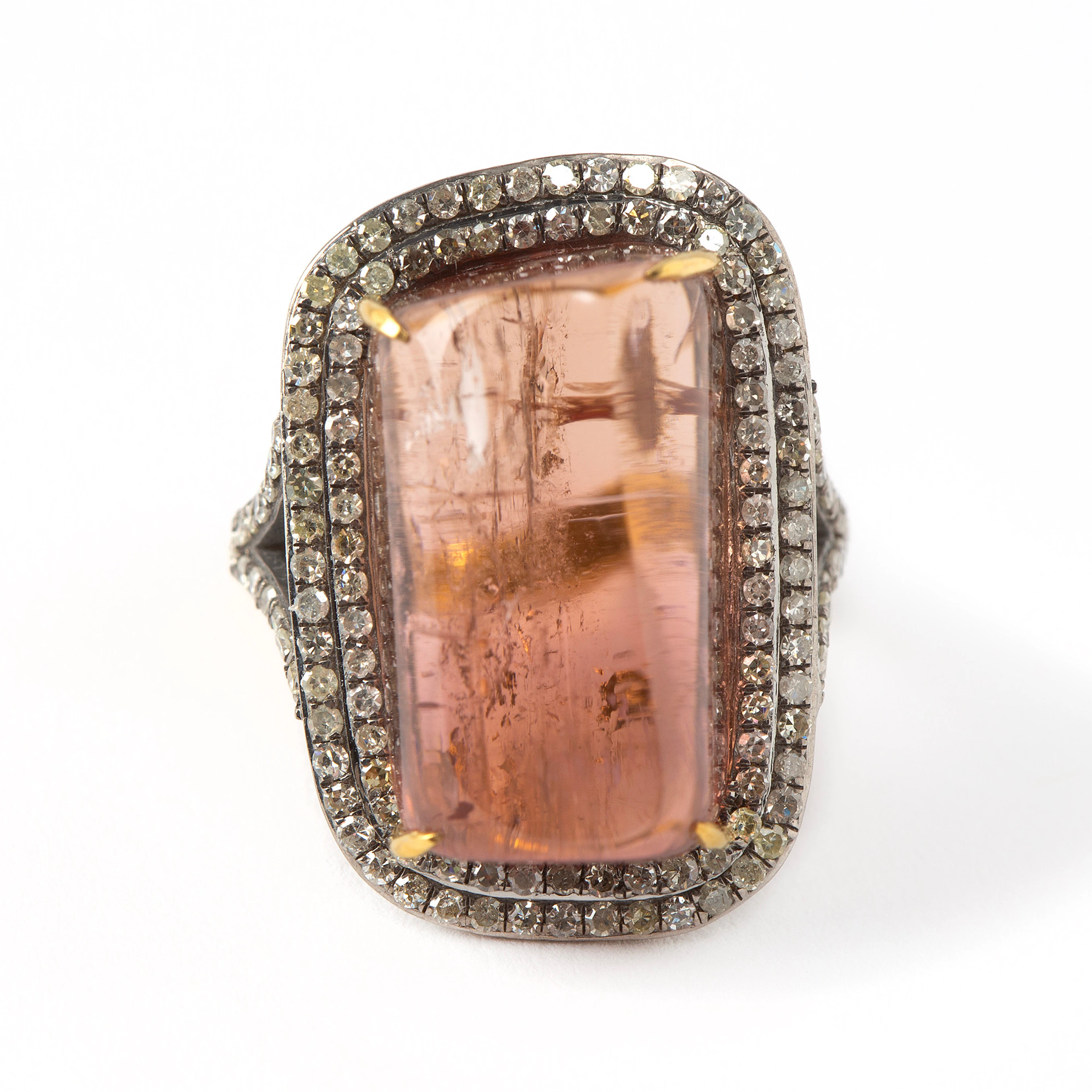 RING, 14K guld och silver med fasettslipad turmalin ca 26.7 ct samt
