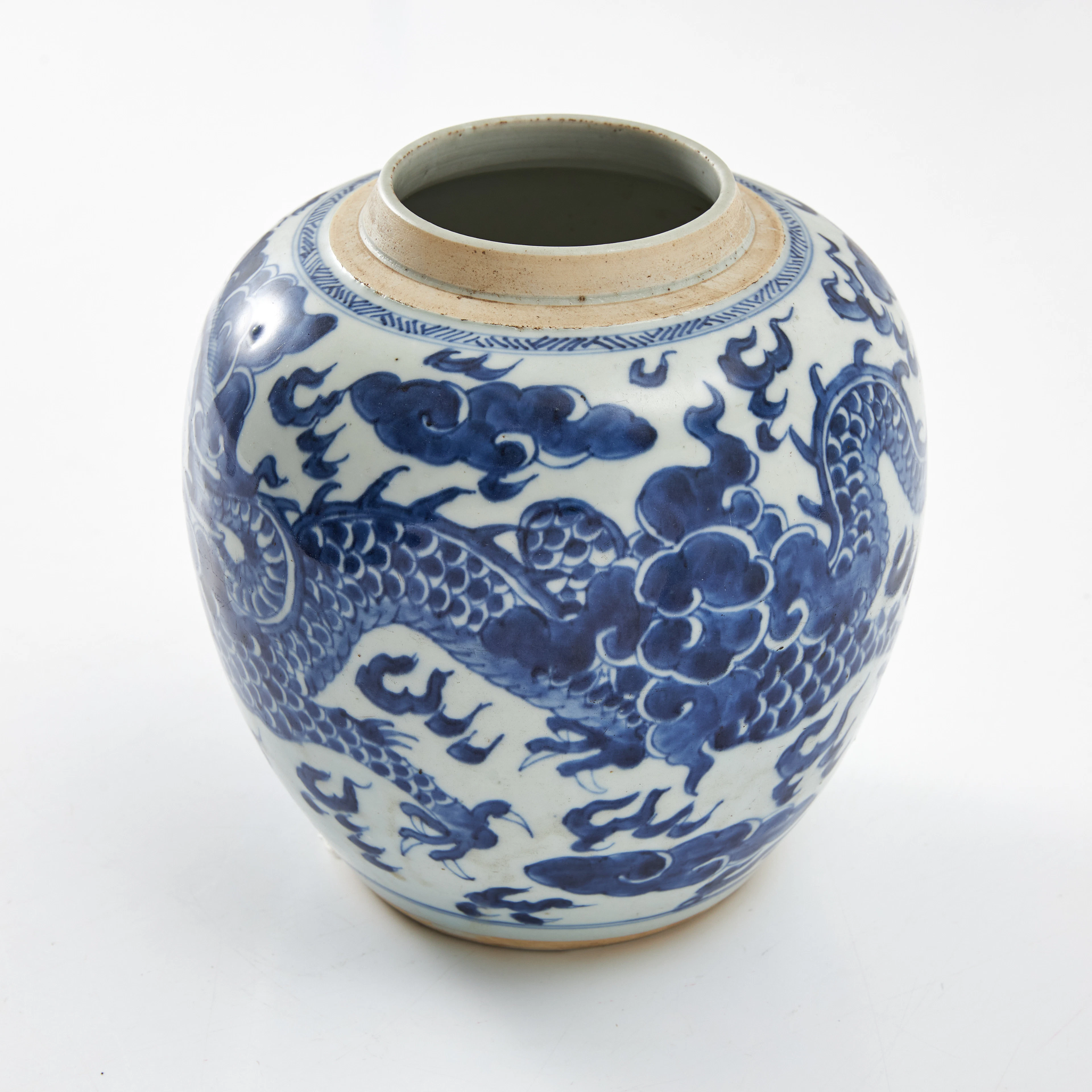 BOJAN, porslin, Kina, Kangxi (1662-1722), ovoid form, dekor av drake