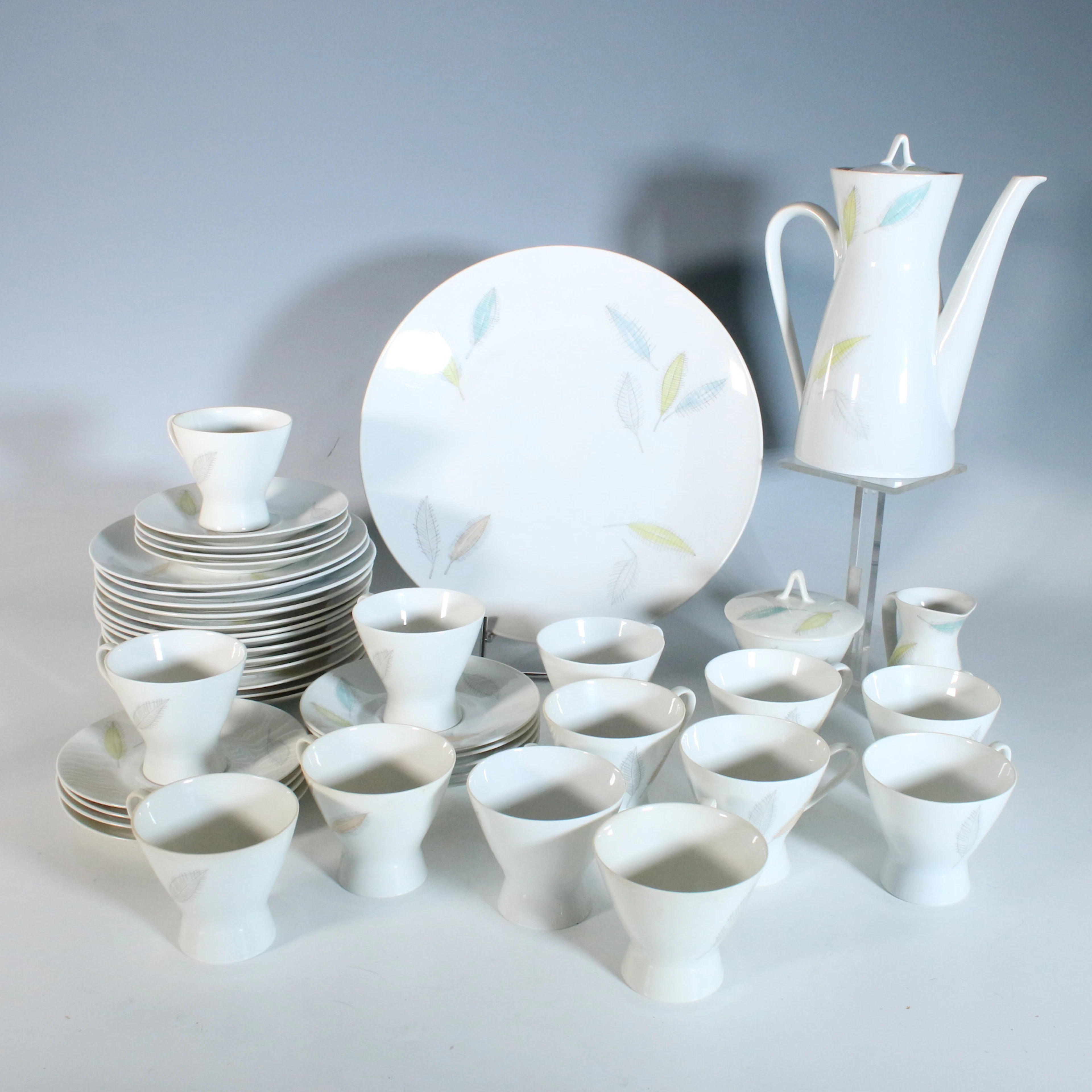 RAYMOND LOEWY & RICHARD LATHAM. Rosenthal, 41- teiliges Kaffeeservice