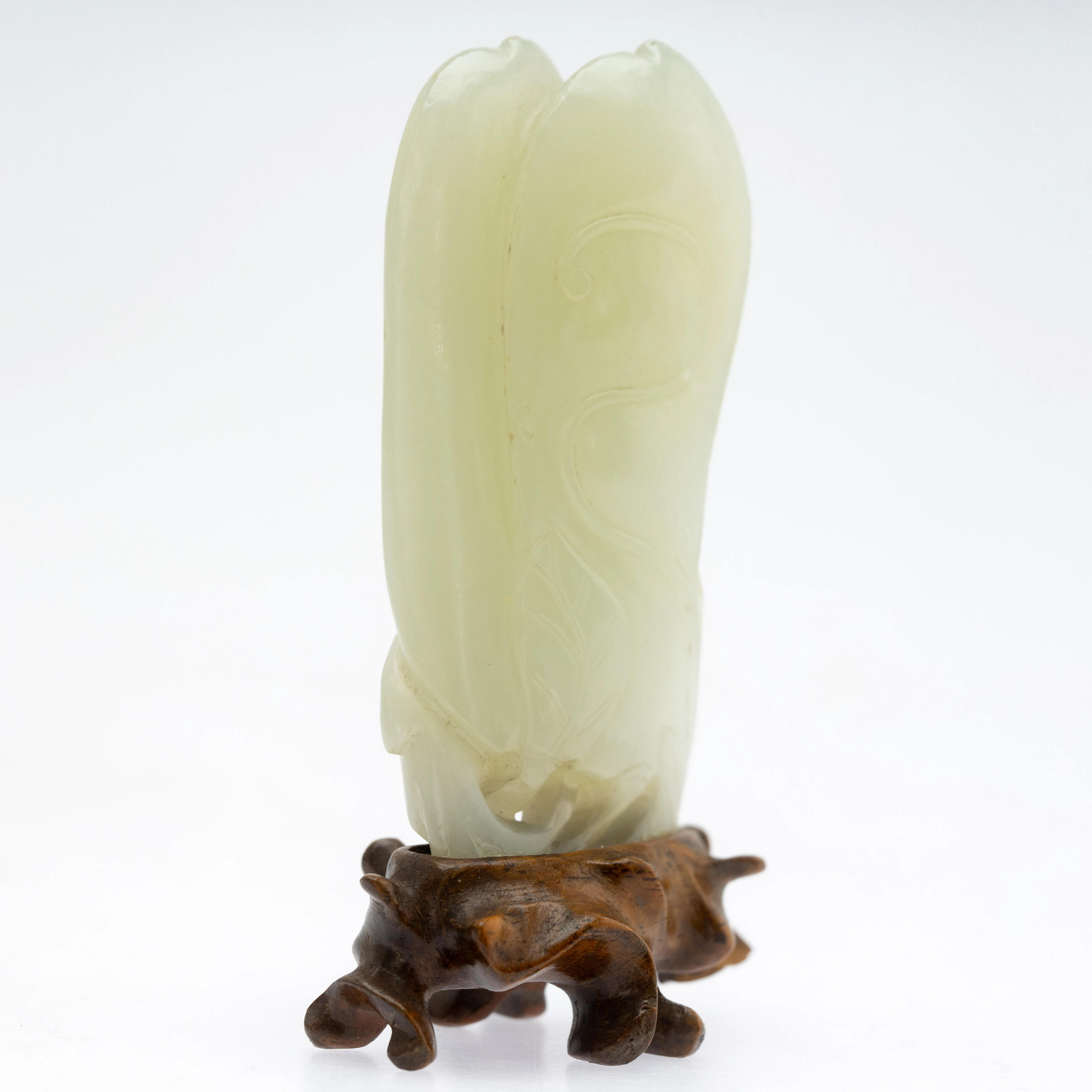 Zwei verbundene Erbsenschoten, Jade, China, späte Qing Dynastie.