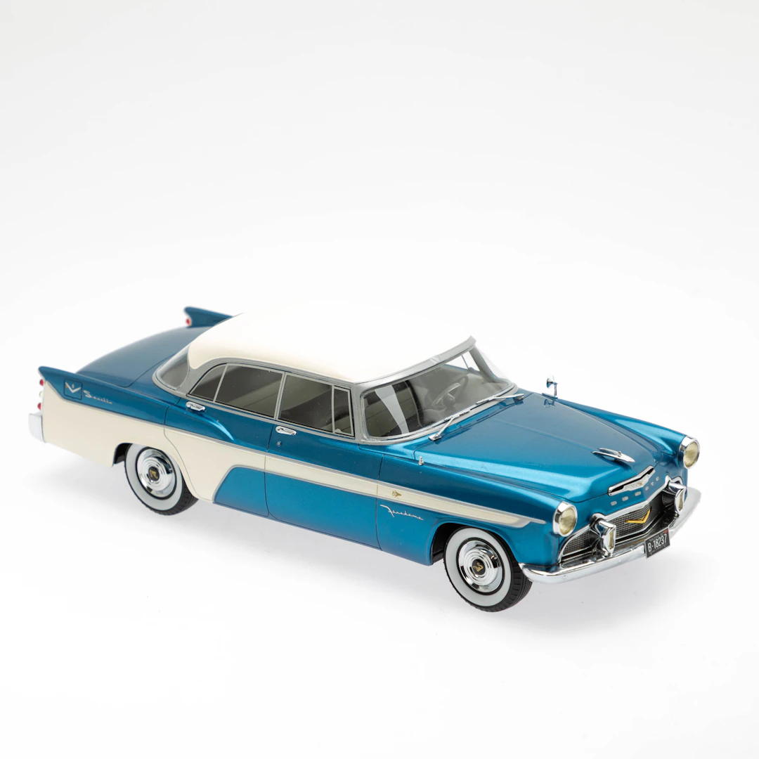 BOS Models 1/18, Desoto Firedome 4-Door Seville 1956, limitiert 188/1000.