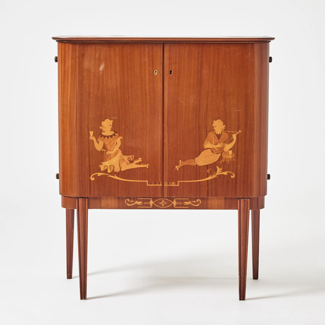 BARSKÅP, Swedish modern, fanérat i mahogny, intarsiadekor, 1940-tal.