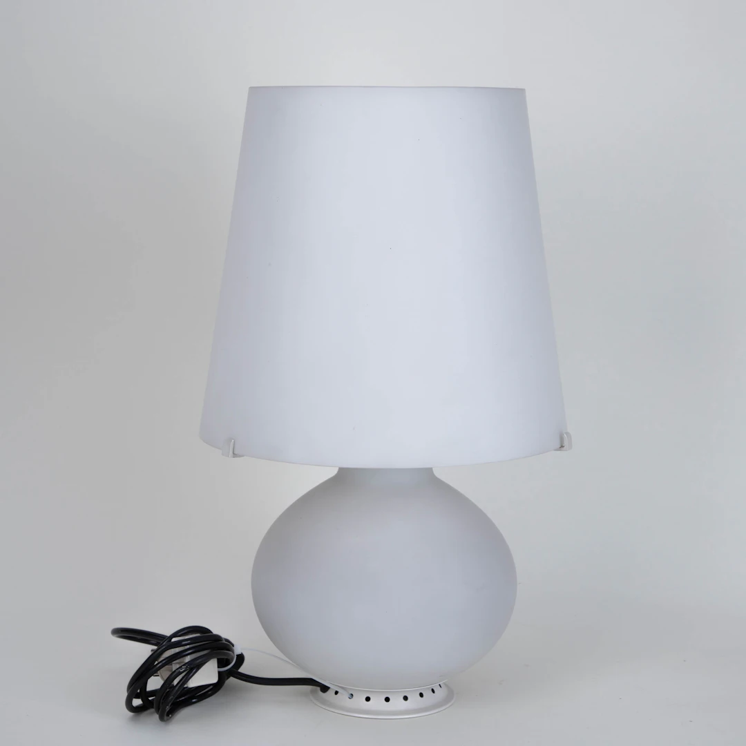 Tischlampe aus Glas, MAX INGRAND. Fontana Arte, 'Fontana' kleine Tischleuchte.