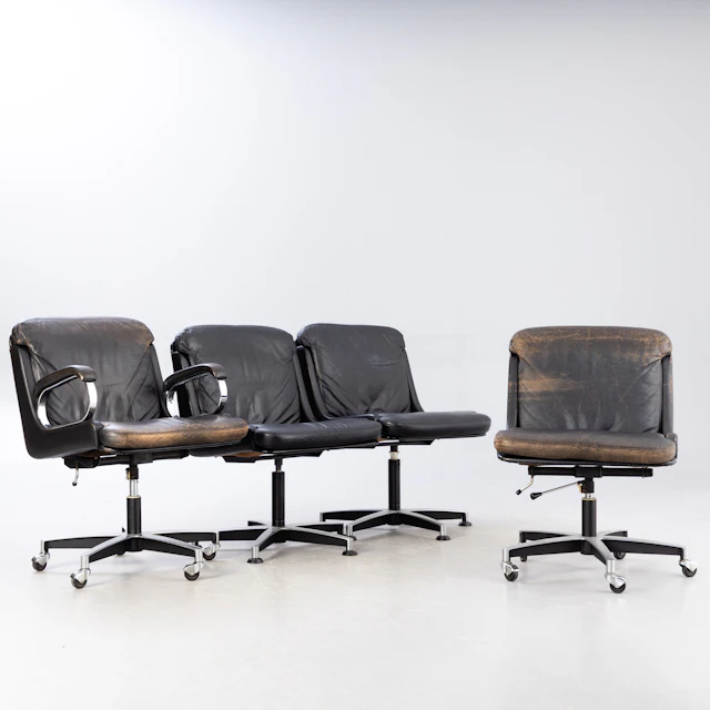 RING MØBELFABRIKK. Vier Leder-Sessel, Norwegen, 1970er Jahre (4).