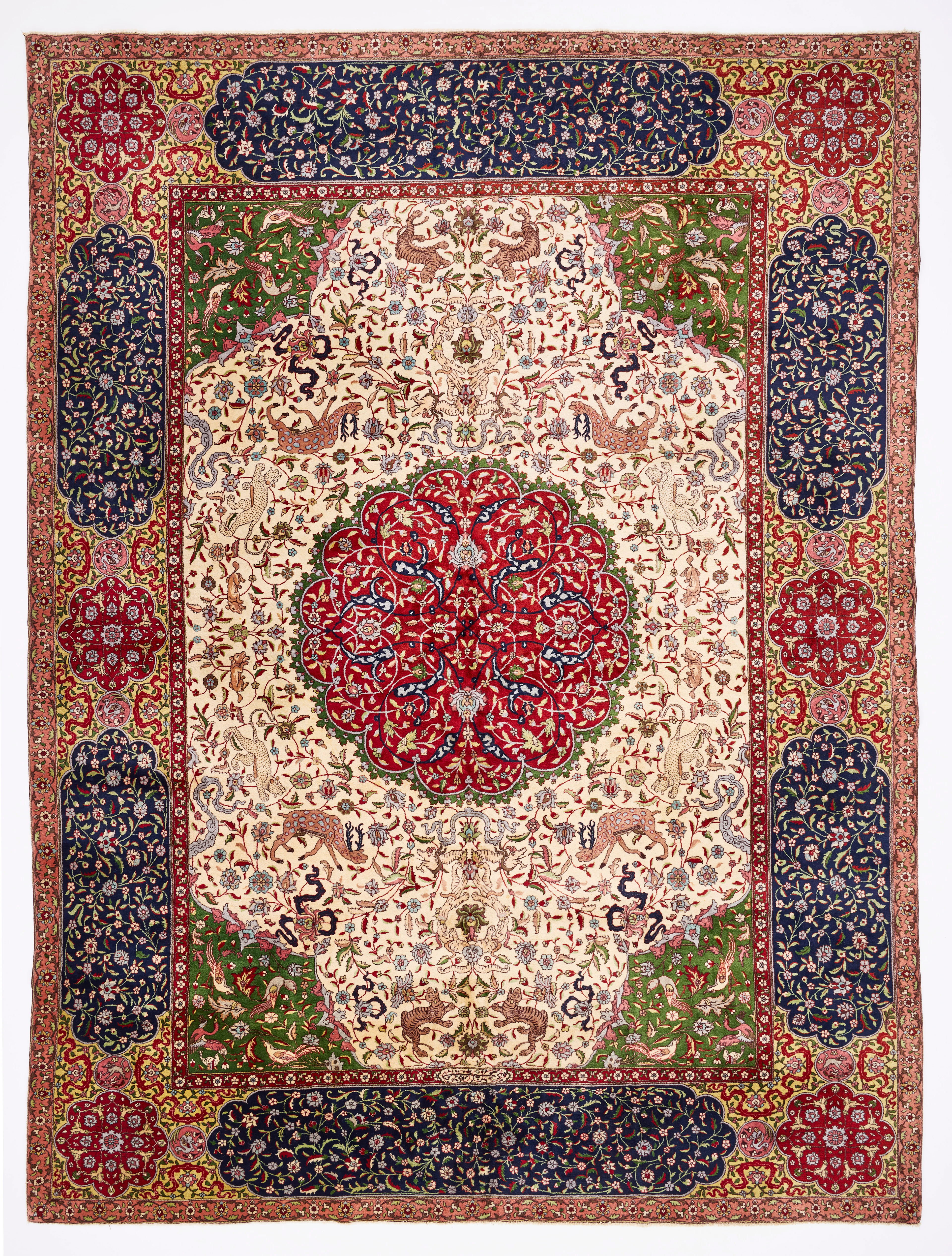 ORIENTMATTA, Indisk "Täbris", old, ca 395 x 298 cm.