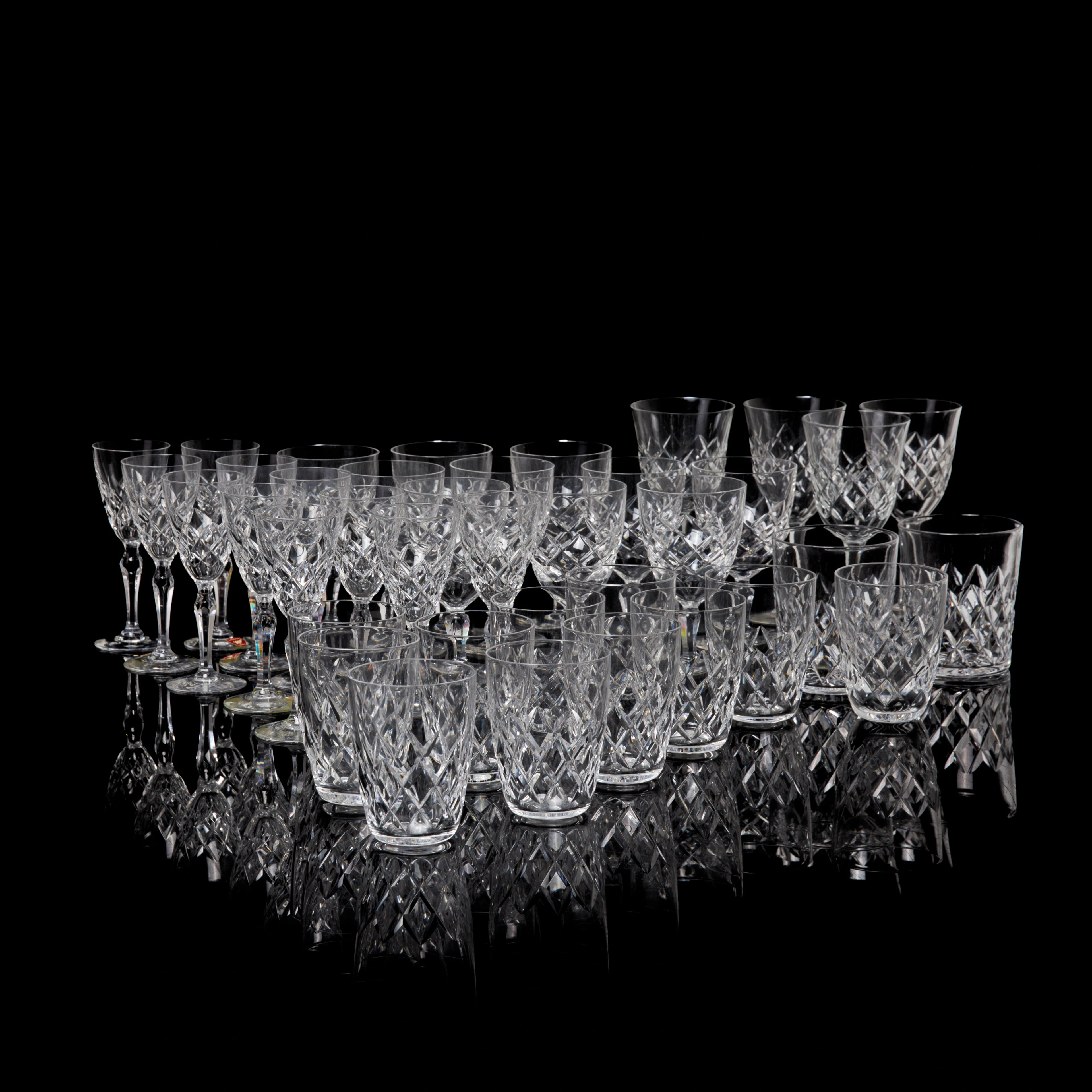 SERVISGLAS. 38 st, "Karolina", Orrefors, slipade, klarglas.