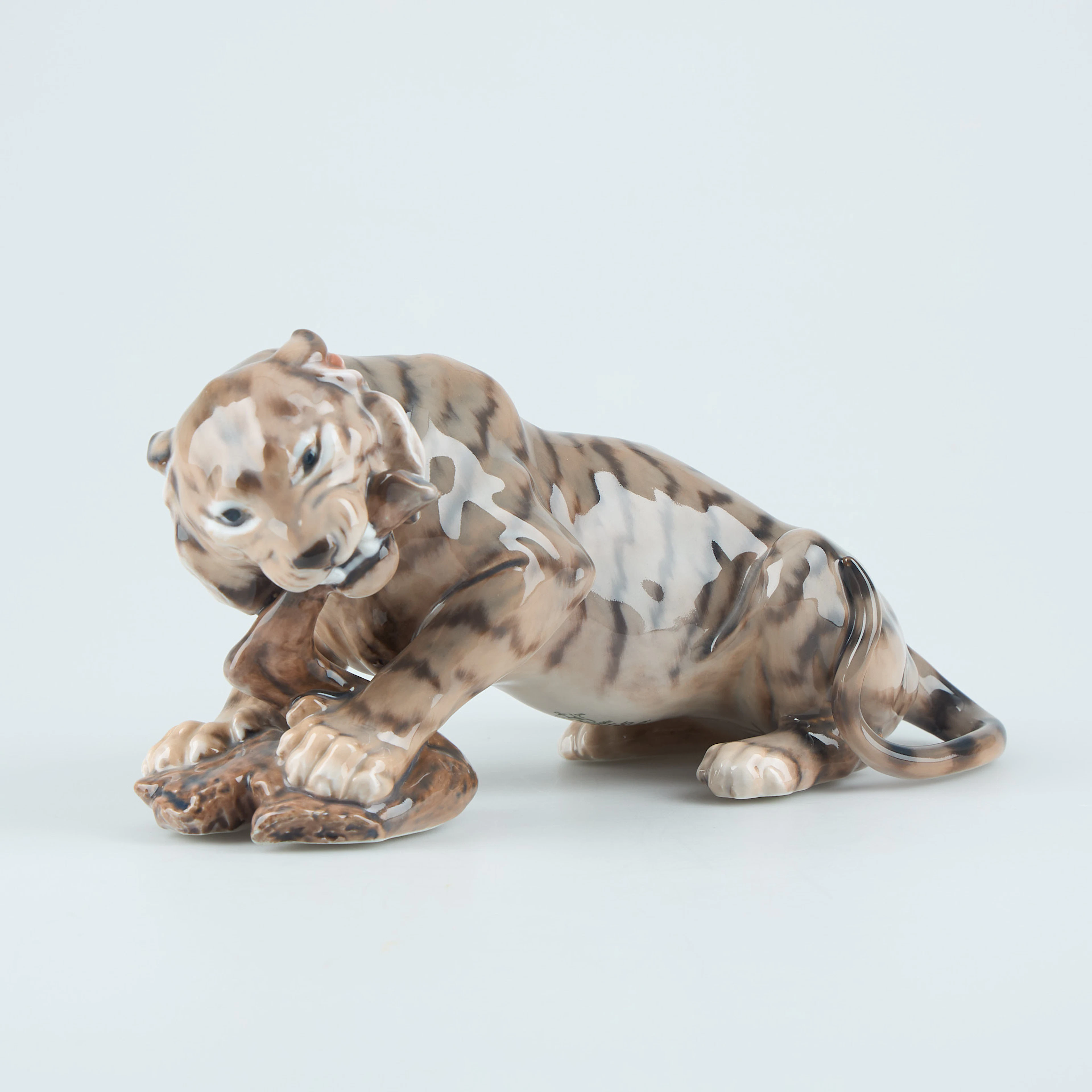 FIGURIN, Tiger, porslin, Dahl Jensen, Danmark.
