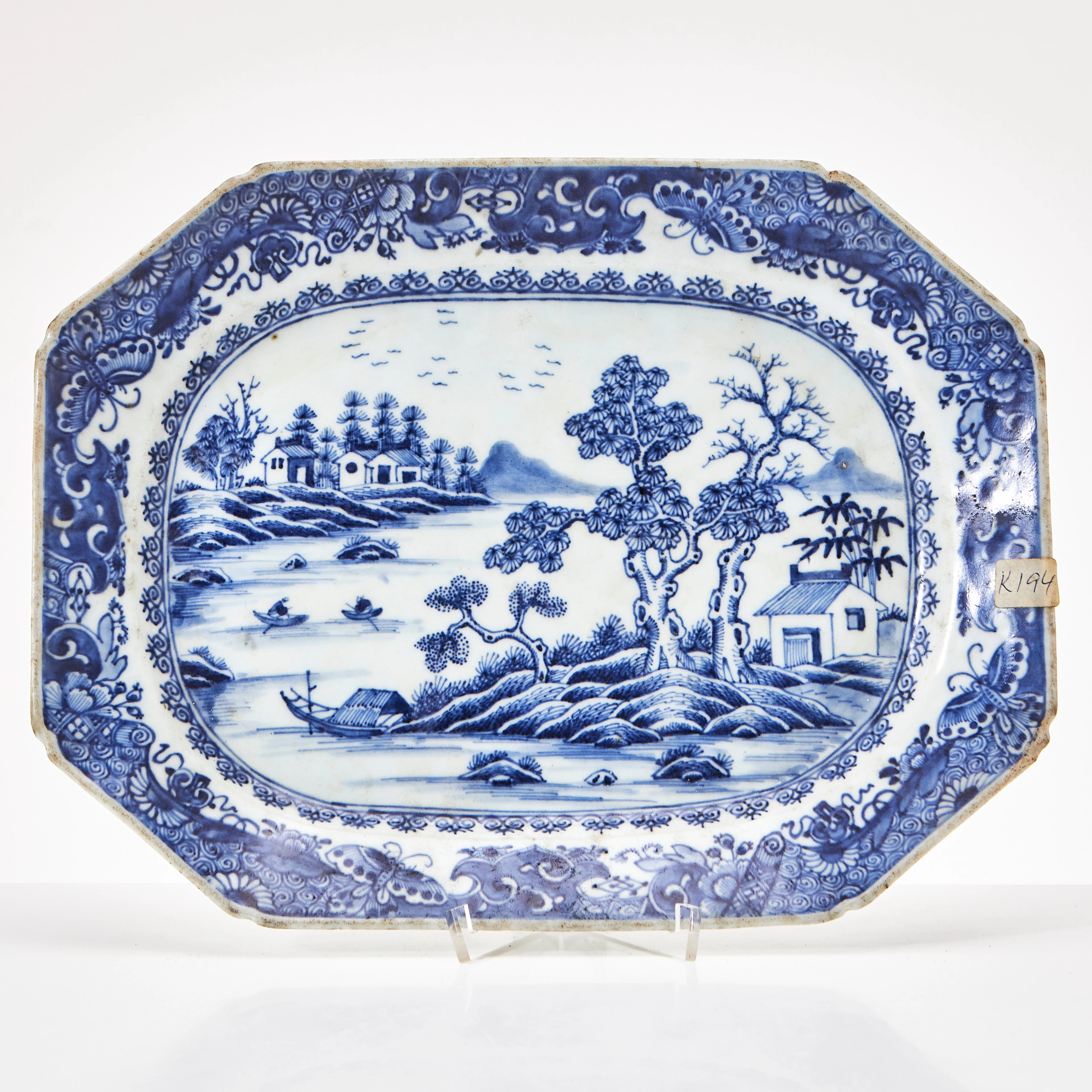 UPPLÄGGNINGSFAT, porslin, Kina, Qianlong (1736-1795), oktogonal bräm