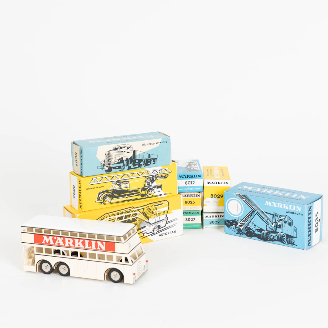 Märklin Konvolut: zehn Miniaturautos (10).