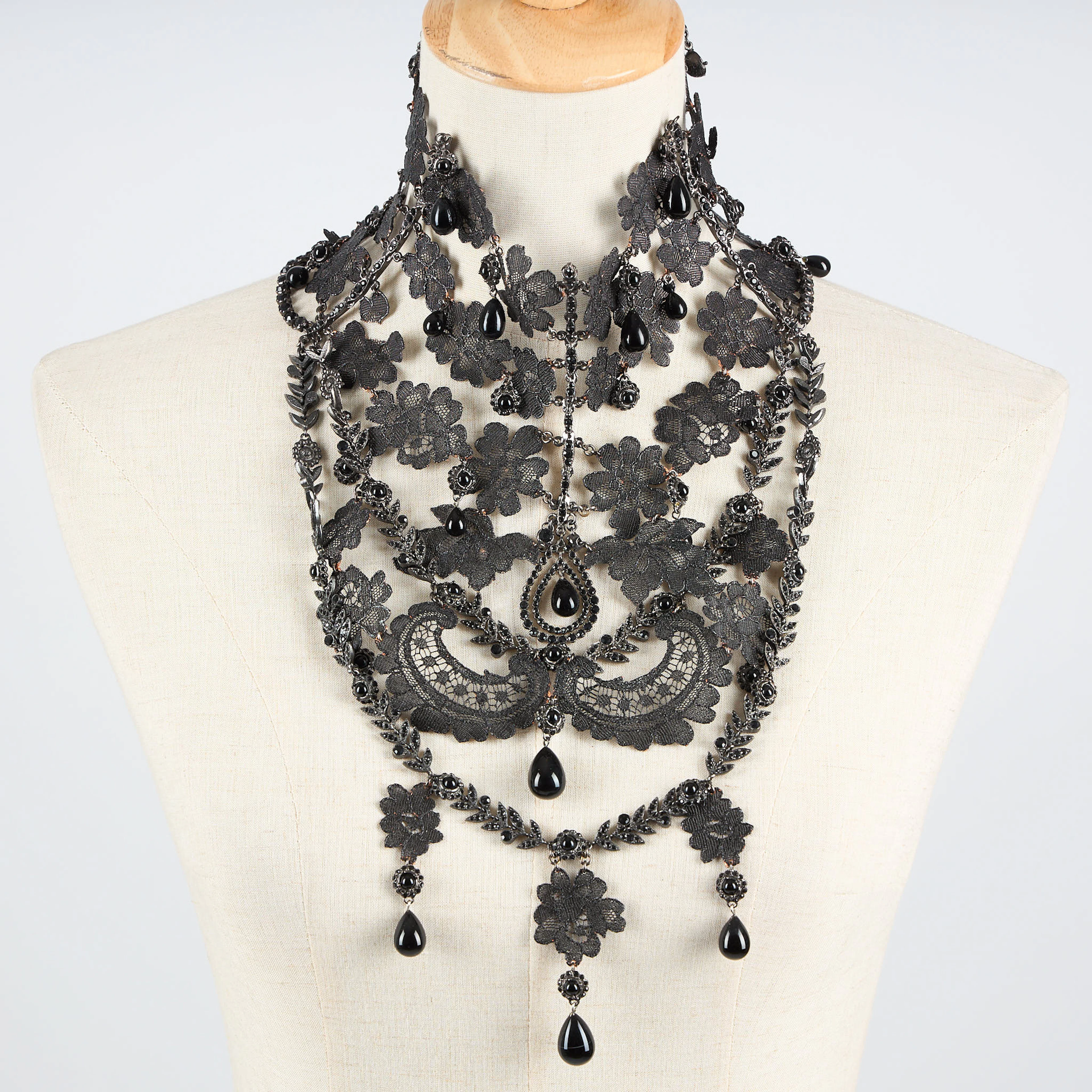 CHRISTIAN DIOR, design John Galliano, choker/halsband, S/S 1998 "In