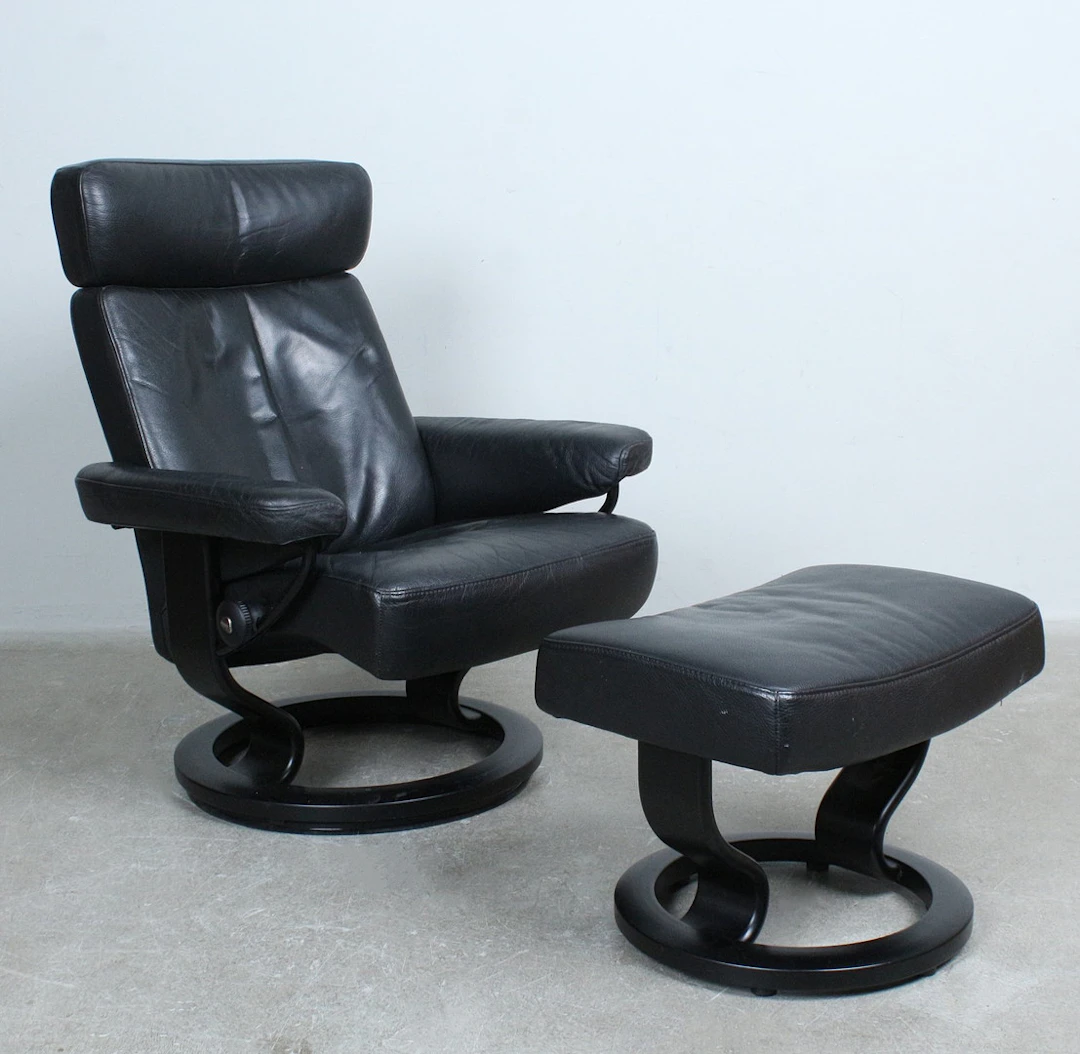EKORNES. "Stressless" Loungesessel mit Ottomane, Leder, mit verstellbarer
