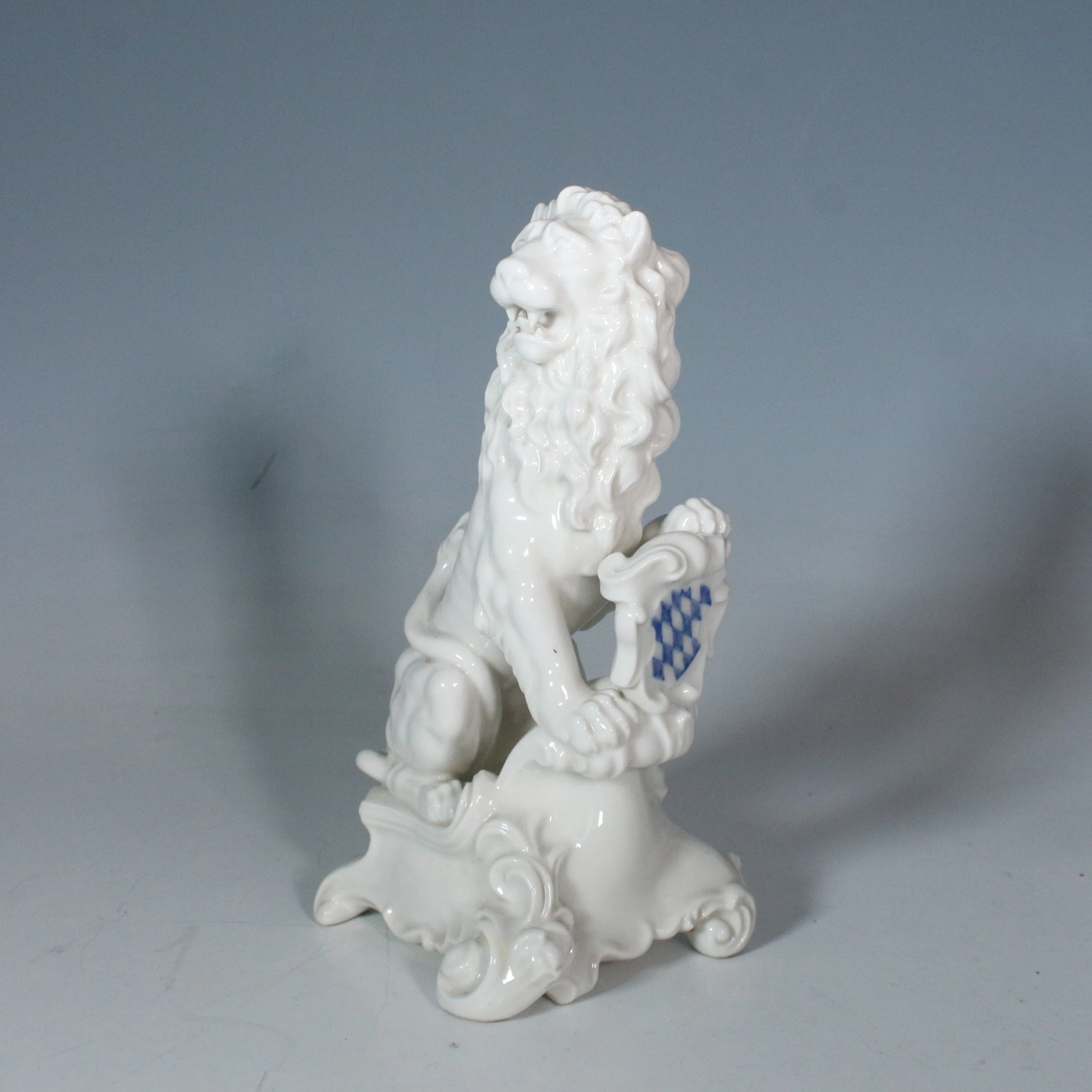 JOSEF WACKERLE & AUGUST GÖHRING. für Nymphenburg. Porzellanfigur