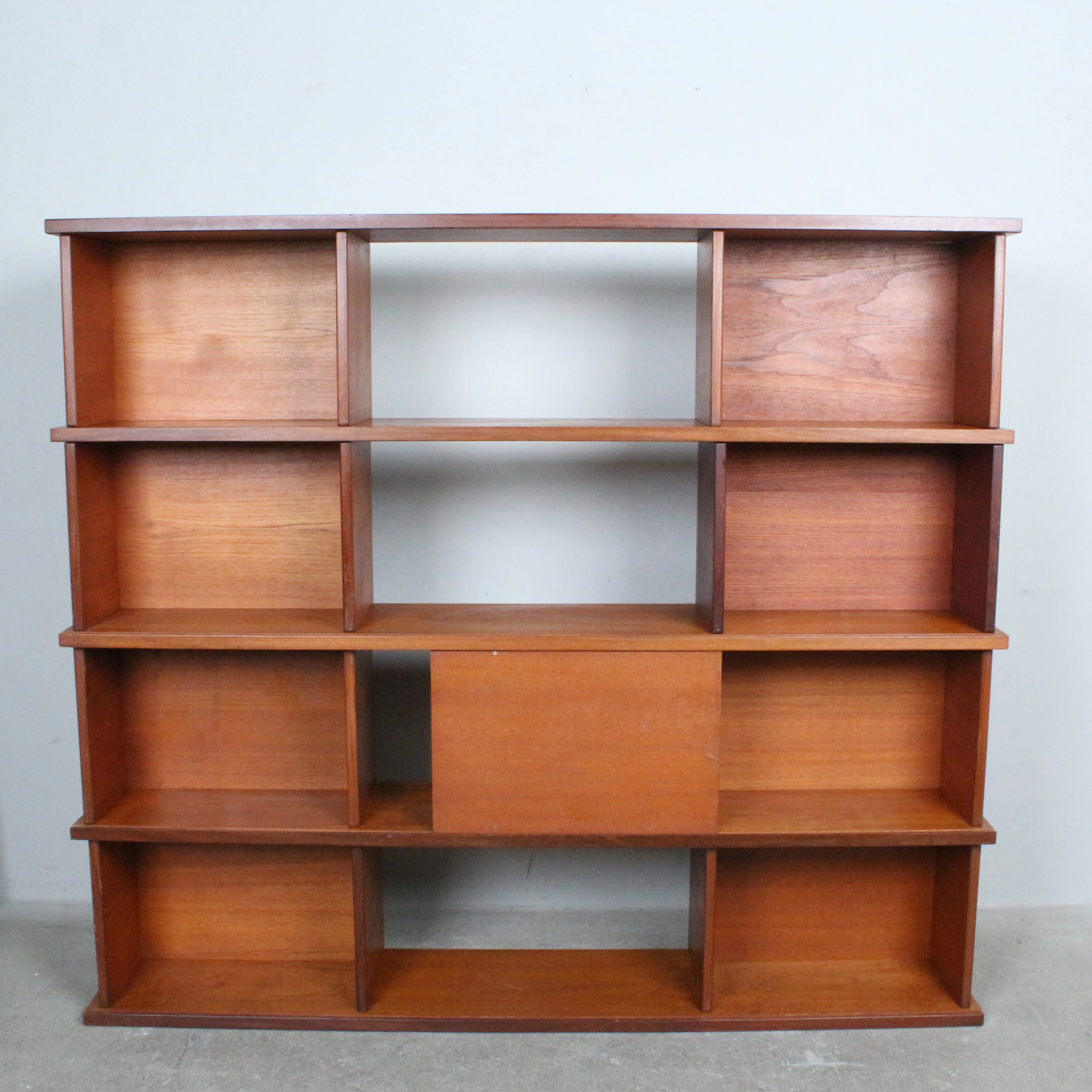 ILMARI TAPIOVAARA (1914-1999). für Asko , Bücherregal, Teakfurnier