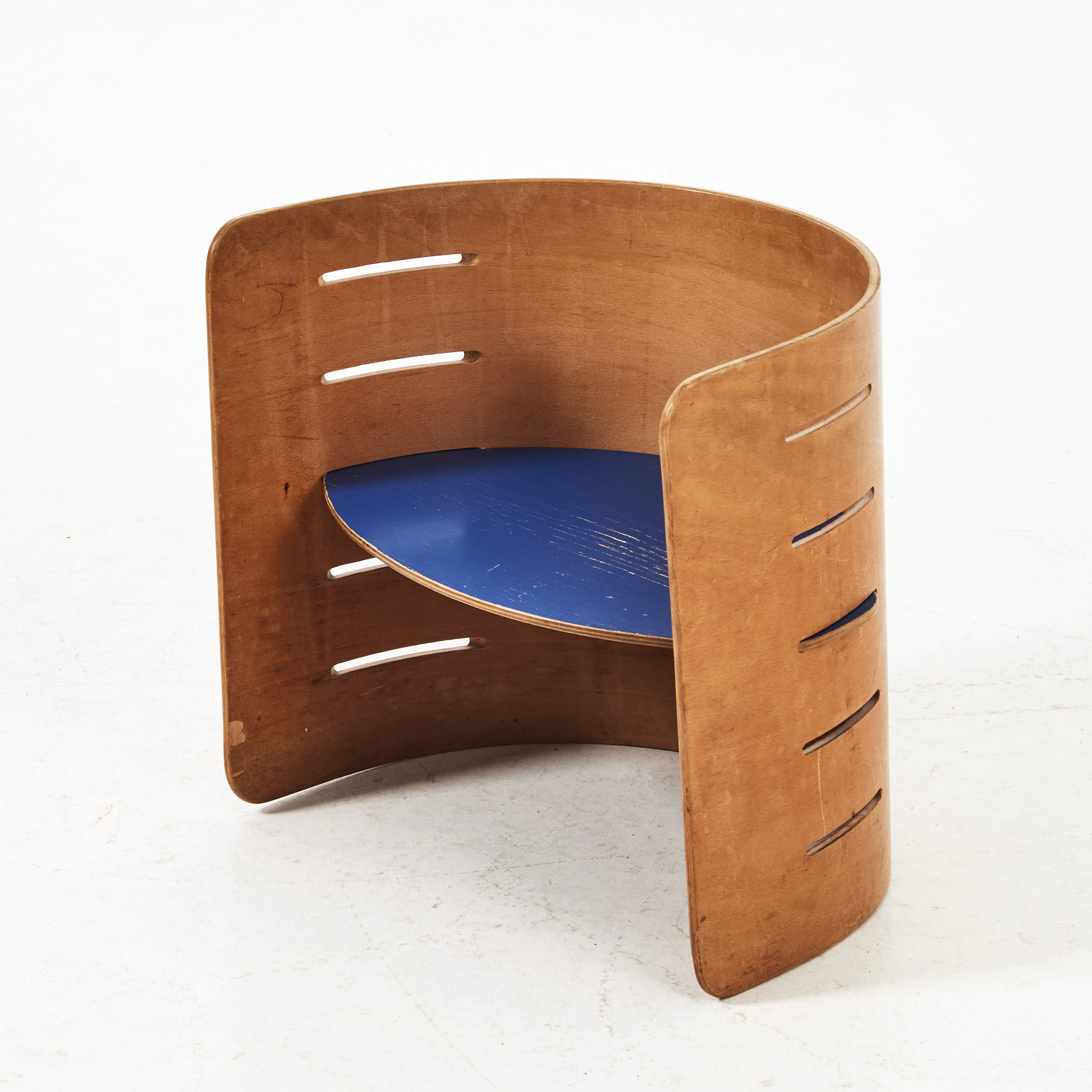 KRISTIAN VEDEL, barnstol för Torben Ørskov & Co, designår 1951.