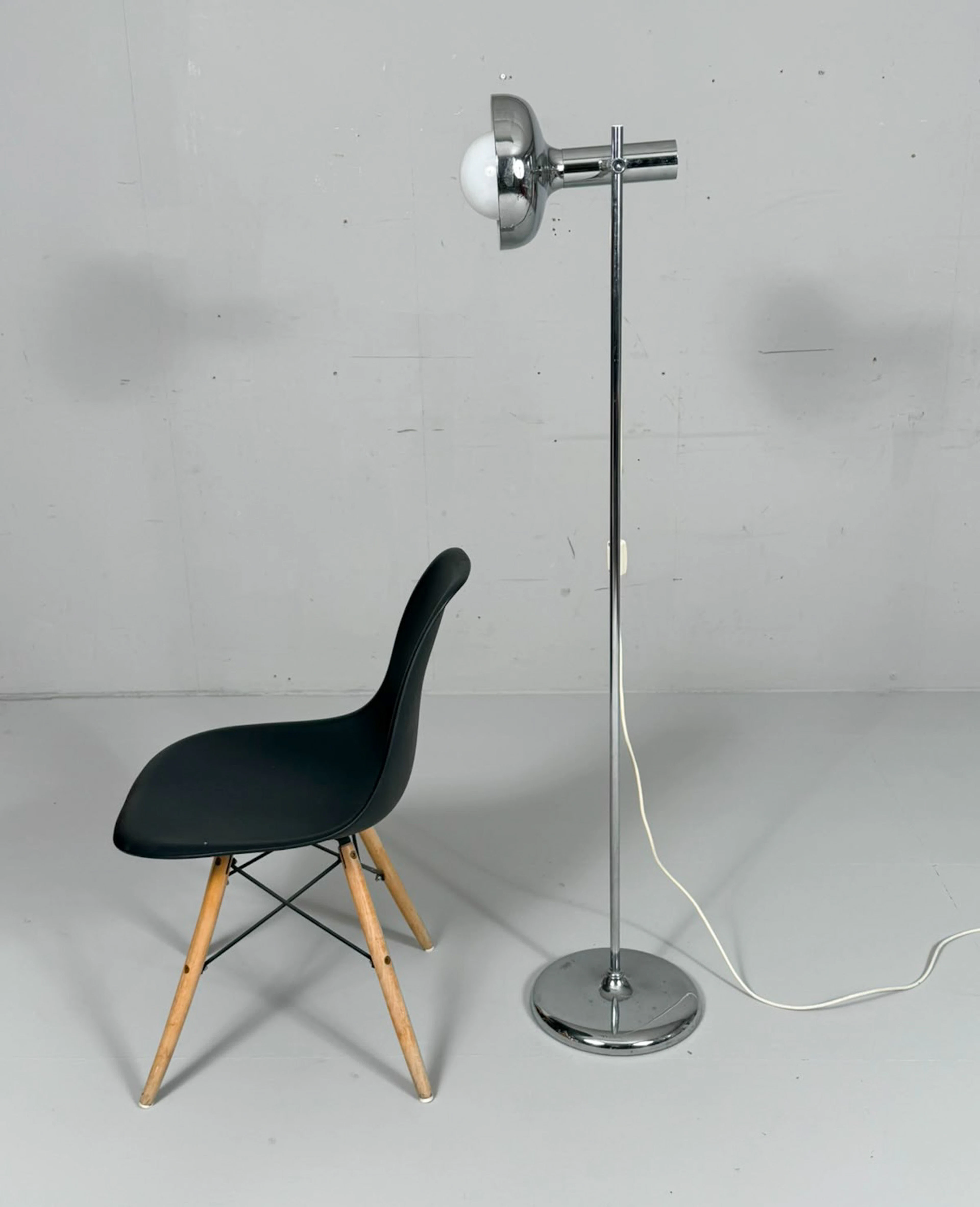 Mid Century Stehleuchte/Stehlampe von Staff, Deutschland, 1970er Jahre.
