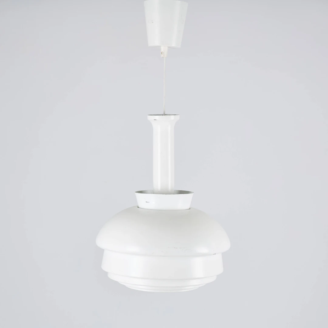 ALVAR AALTO. Taklampa, modell A335B, Valaisinpaja OY.
