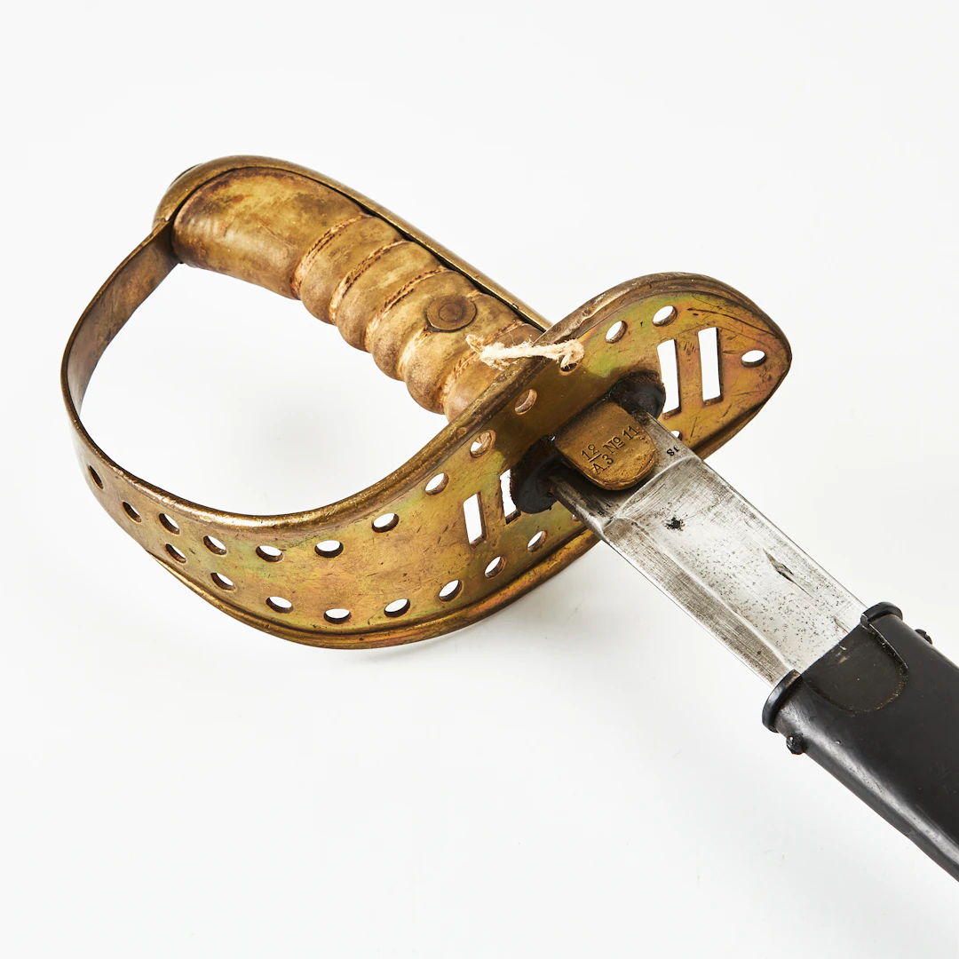 SABEL, svensk m/1867 för kavallerimanskap, med svärtad stålbalja