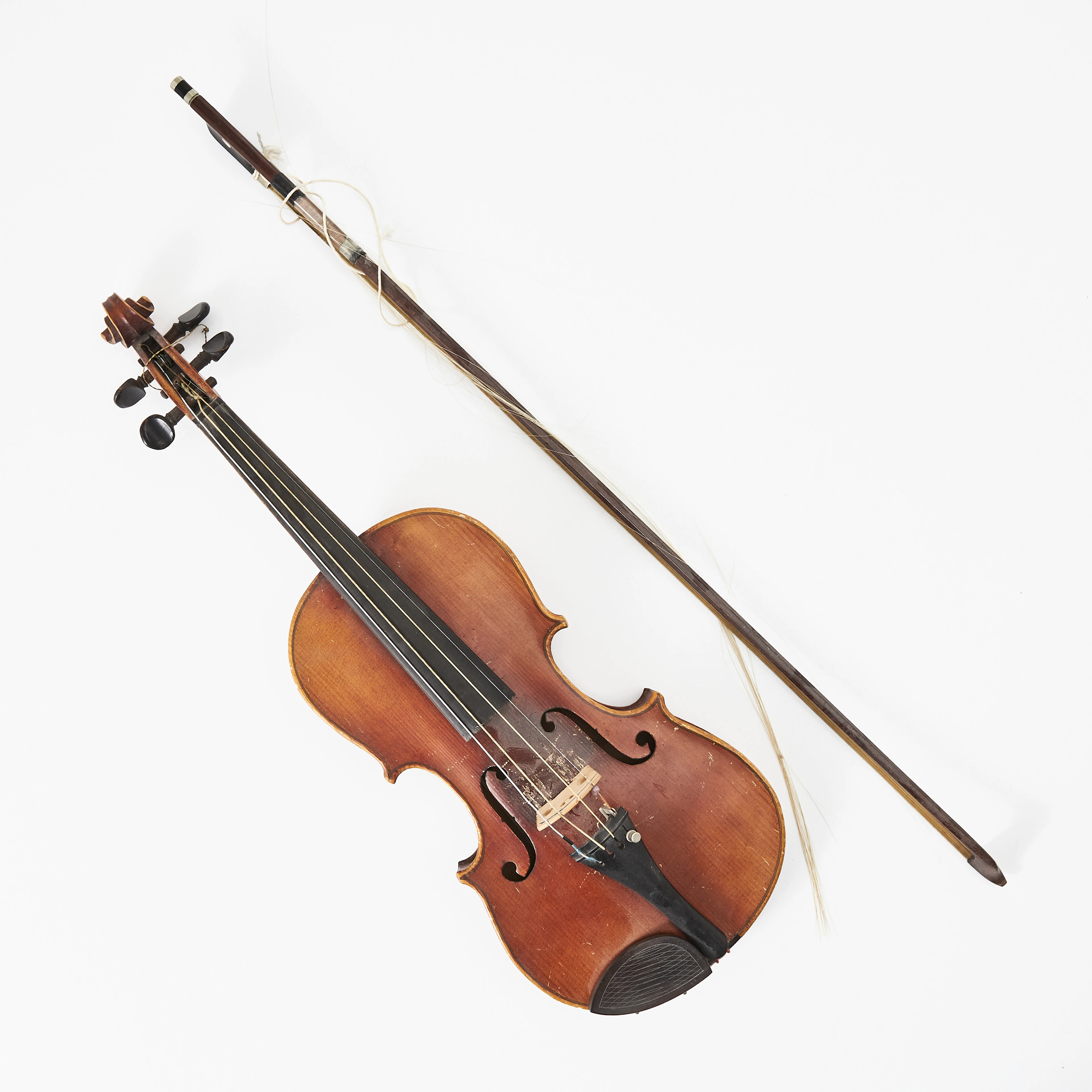 FIOL, med stråke, kopia efter Stradivarius.