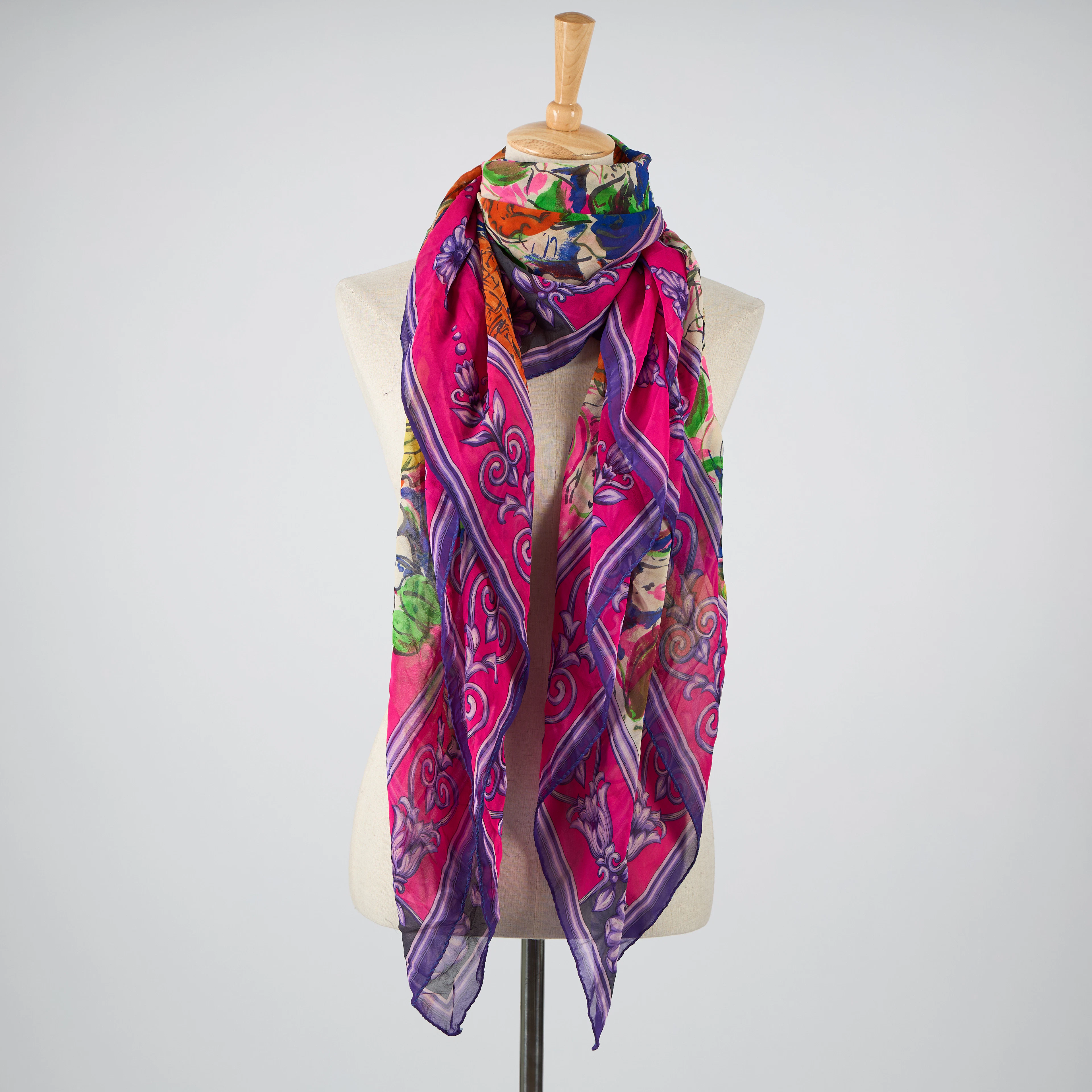 GIANNI VERSACE, scarf.