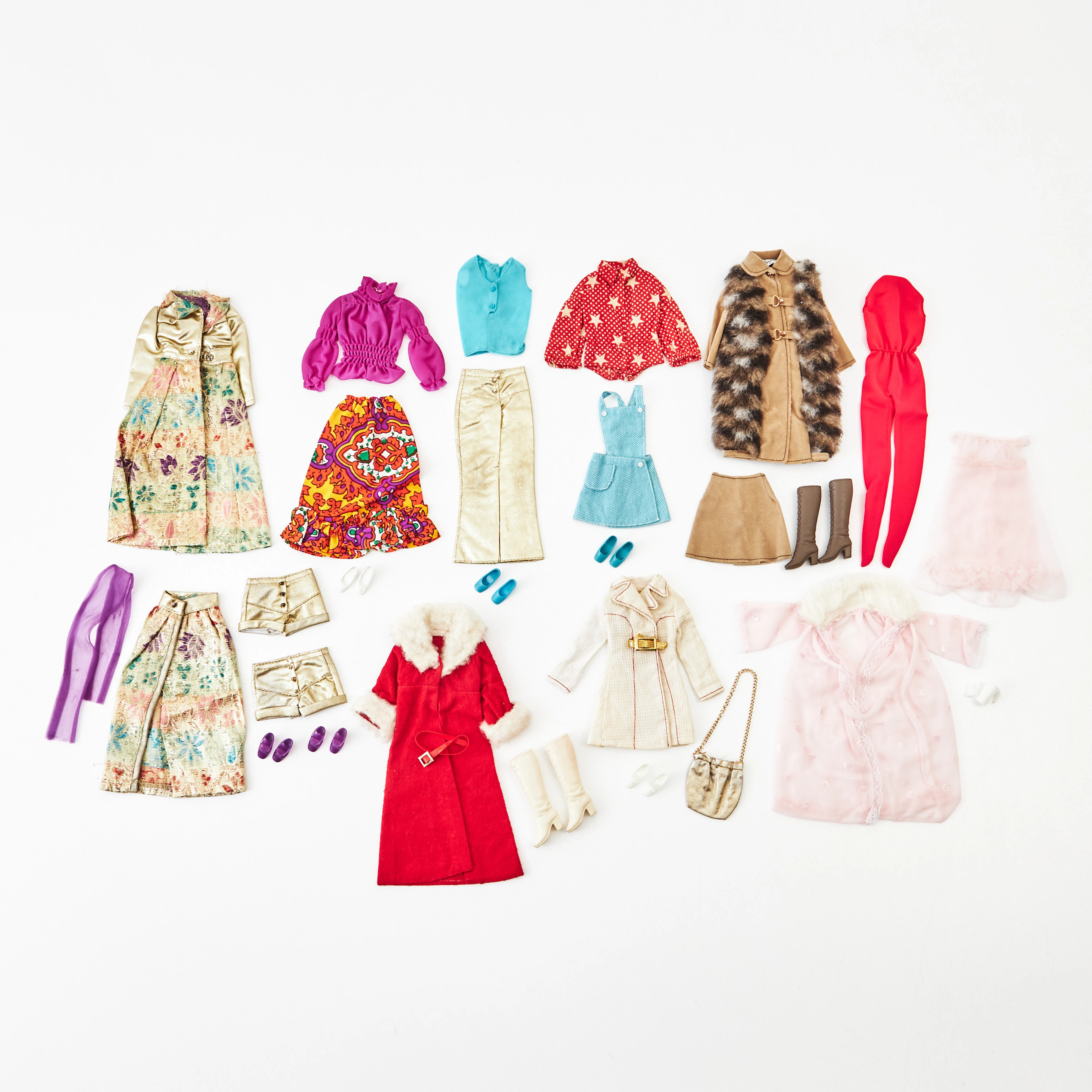 BARBIE, Outfits, (8), #Furry´n Fun, #3352 White´N With It, #3353 Sport