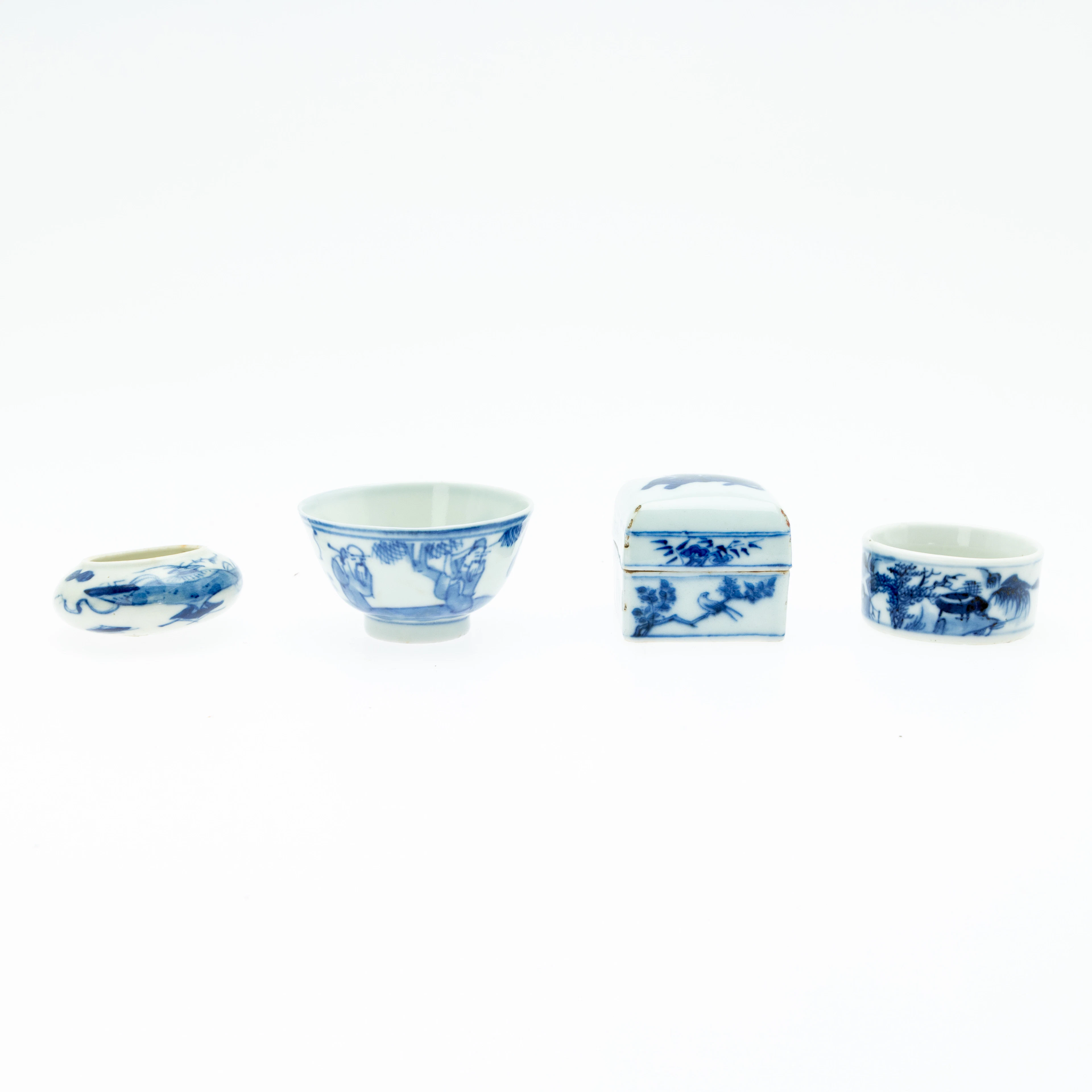 Kleine blau-weiße Sammlung, China und Japan, 19. Jh. bis frühes 20. Jh. (4).