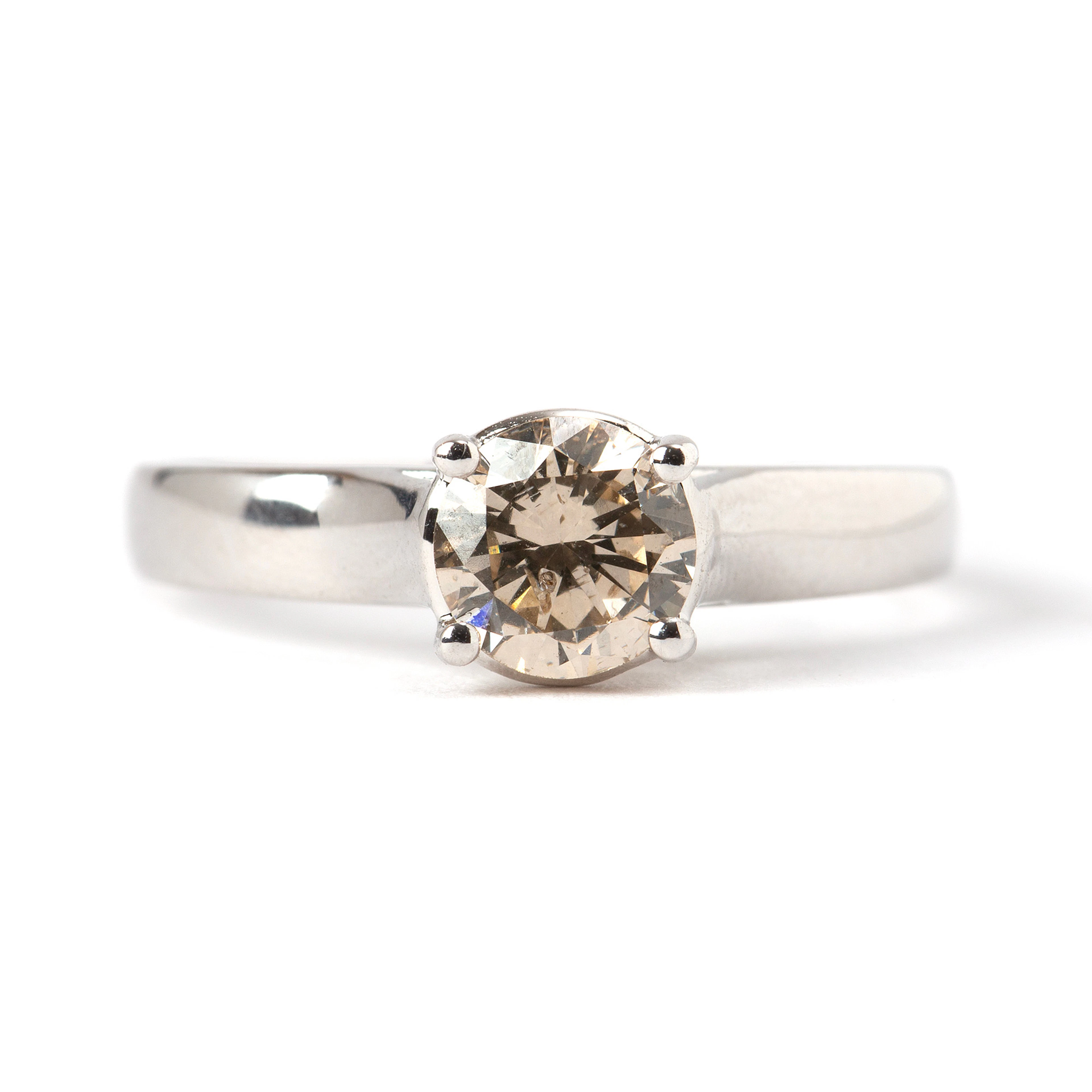 RING, 18K vitguld med diamant.