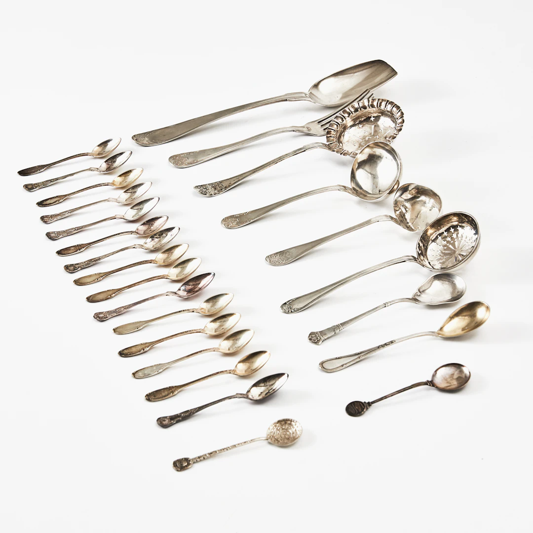 SERVERINGSBESTICK, MOCKASKEDAR, silver, 18/1900-tal, varav 9 mockaskedar