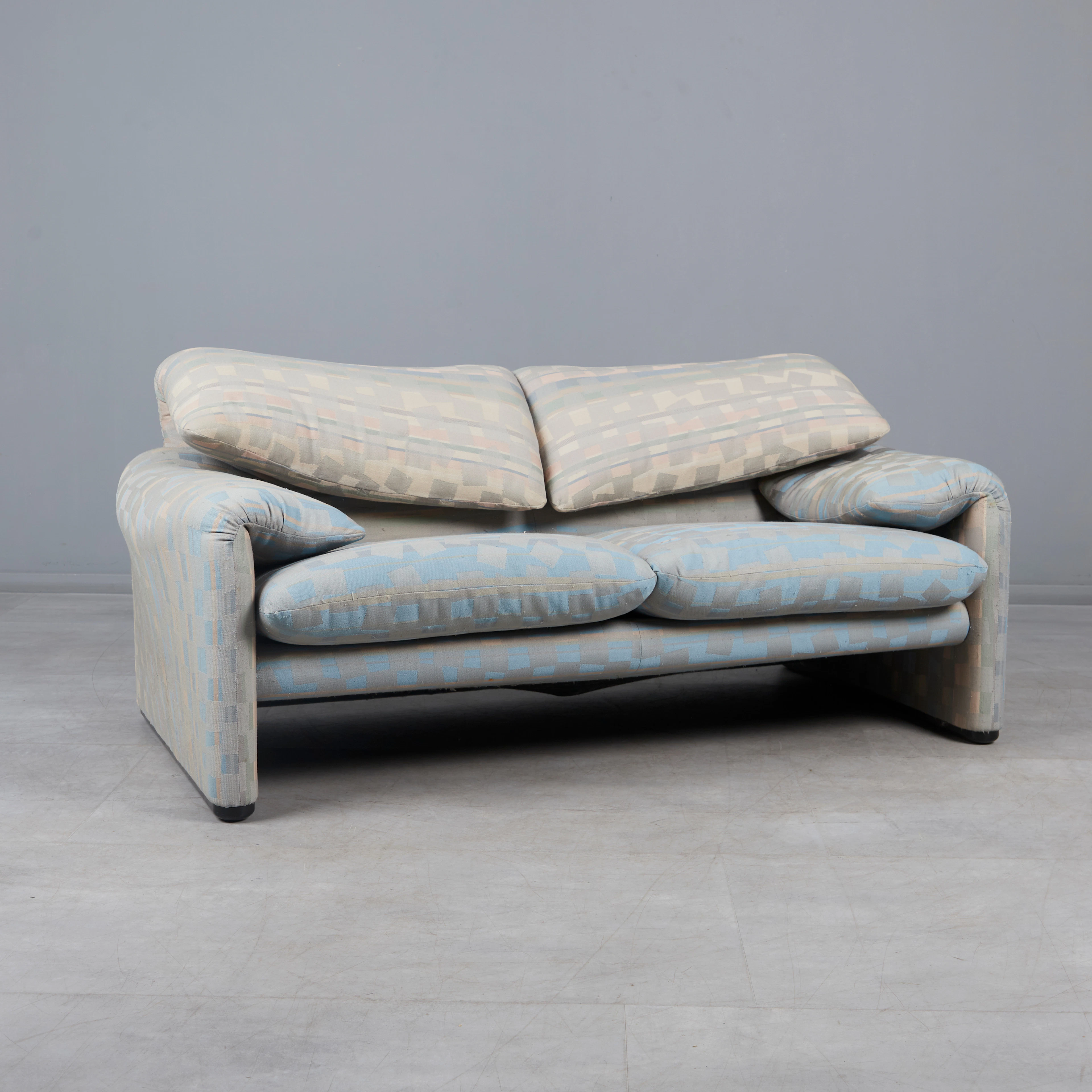 VICO MAGISTRETTI. Cassina. Zweisitzer / Couch, Modell 'Maralunga'
