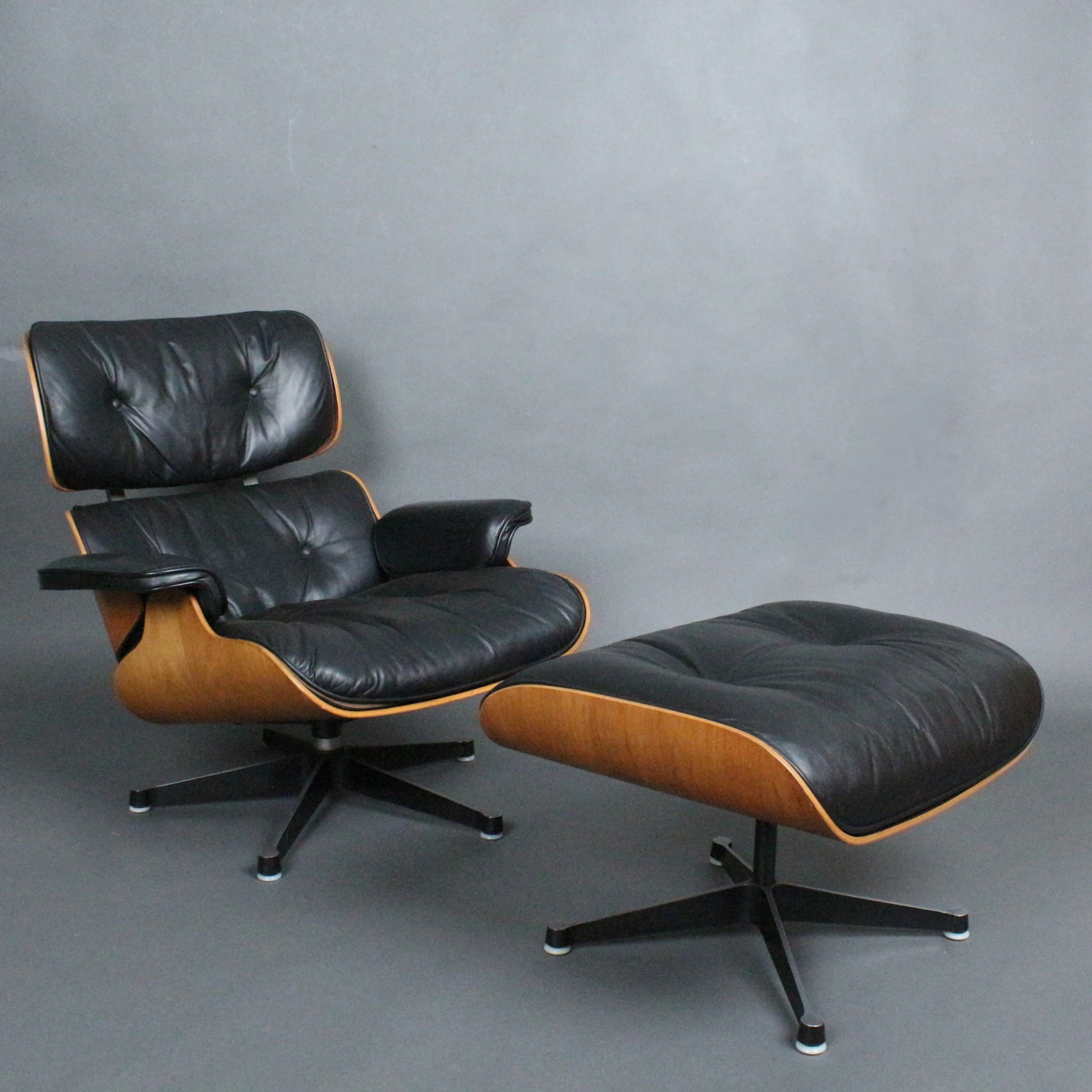 CHARLES UND RAY EAMES. für HERMAN MILLER. Sessel / Lounge Chair mit