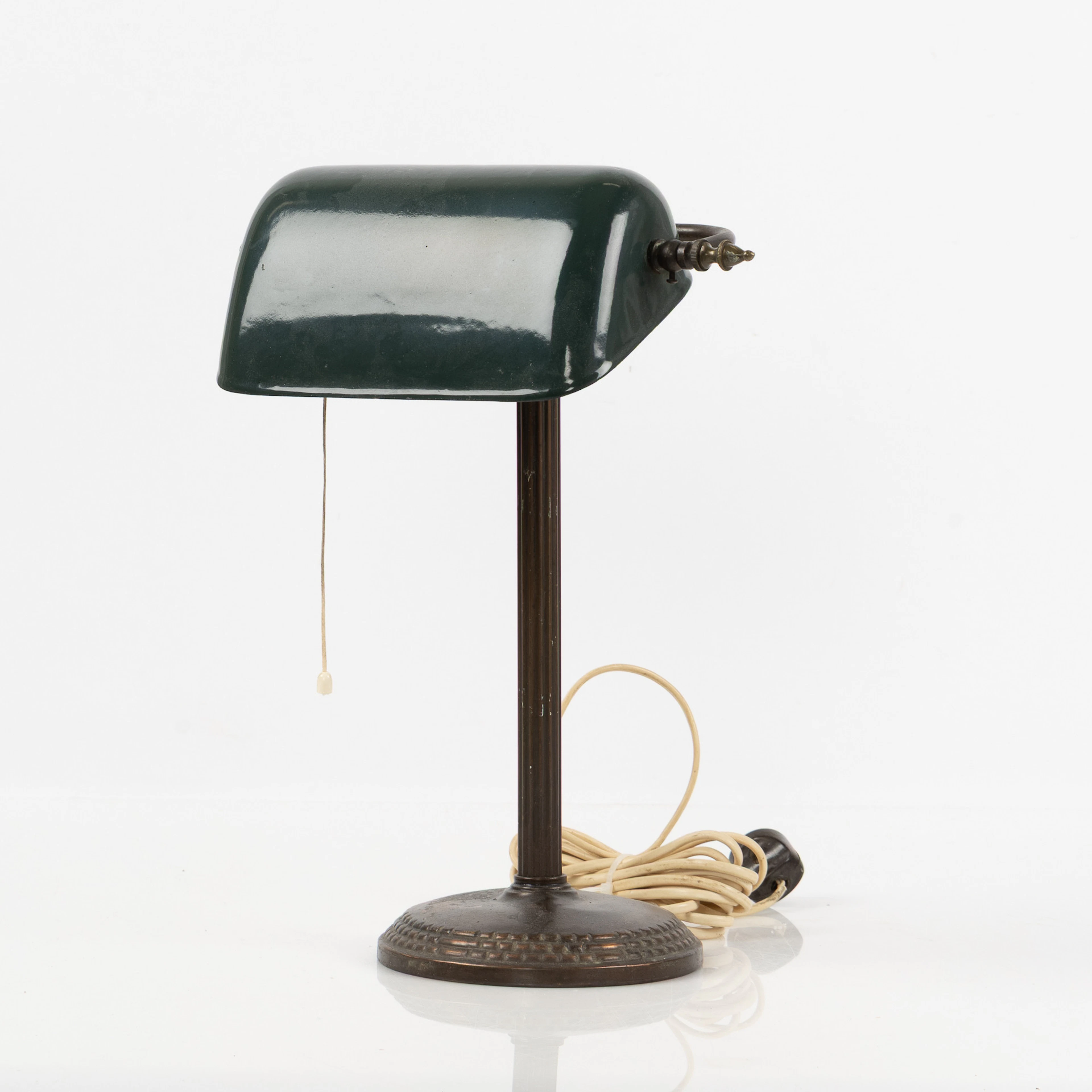 BIBLIOTEKSLAMPA, 1900-talets första hälft.