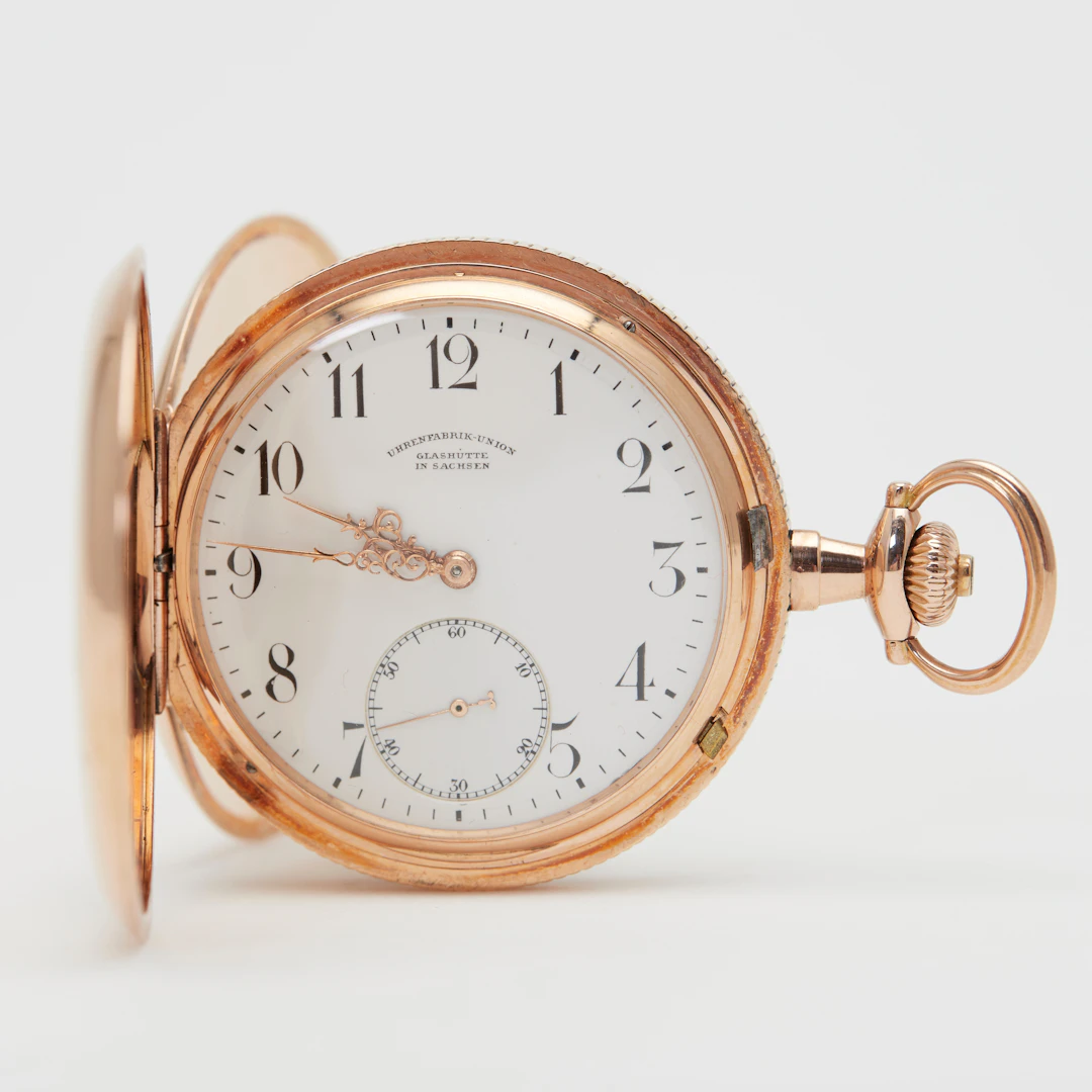 UNION, GLASHÜTTE. Savonnette-Taschenuhr mit Kette, 585er Roségold