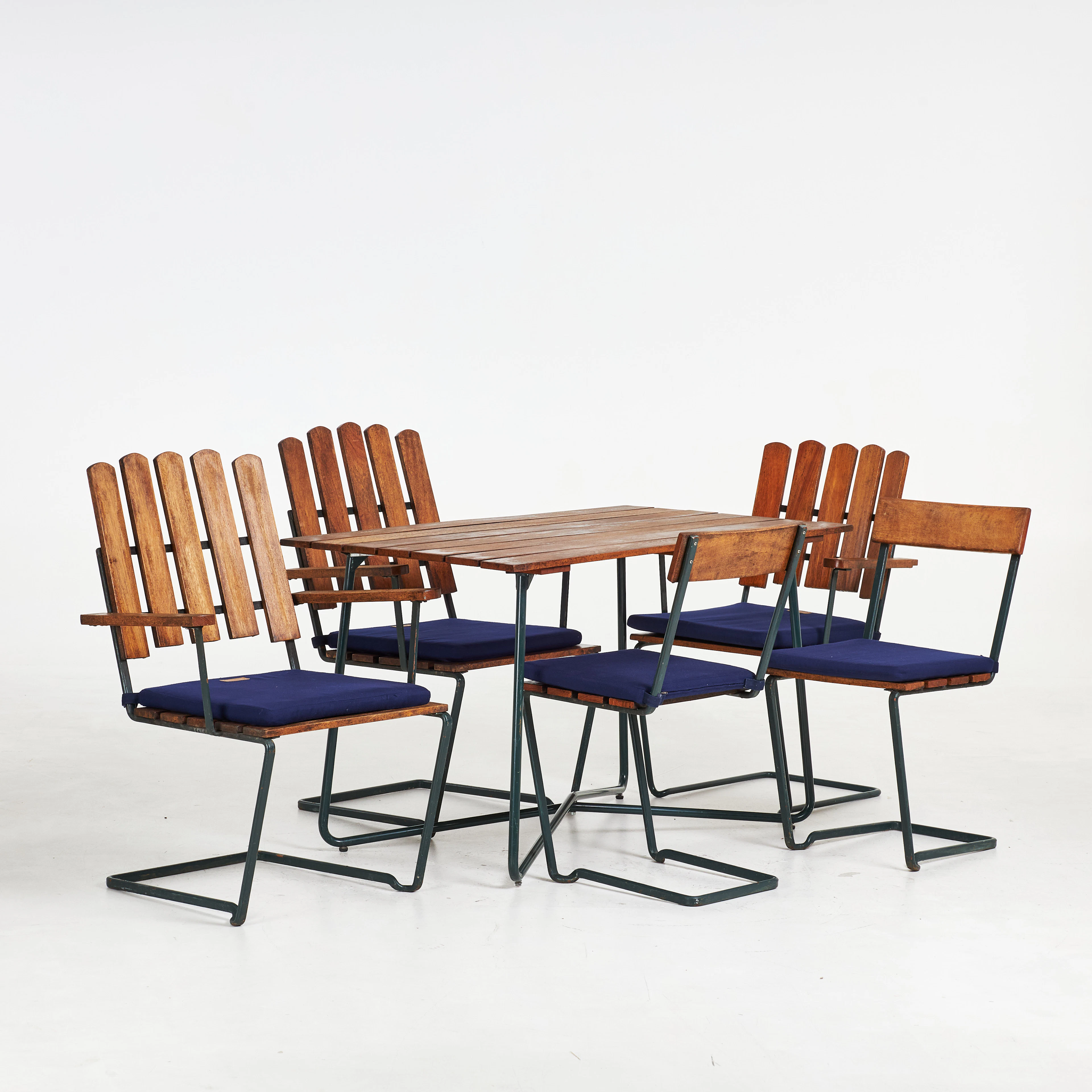 GRYTHYTTAN, trädgårdsmöbler, 6 dlr, bord, karmstolar, stolar.